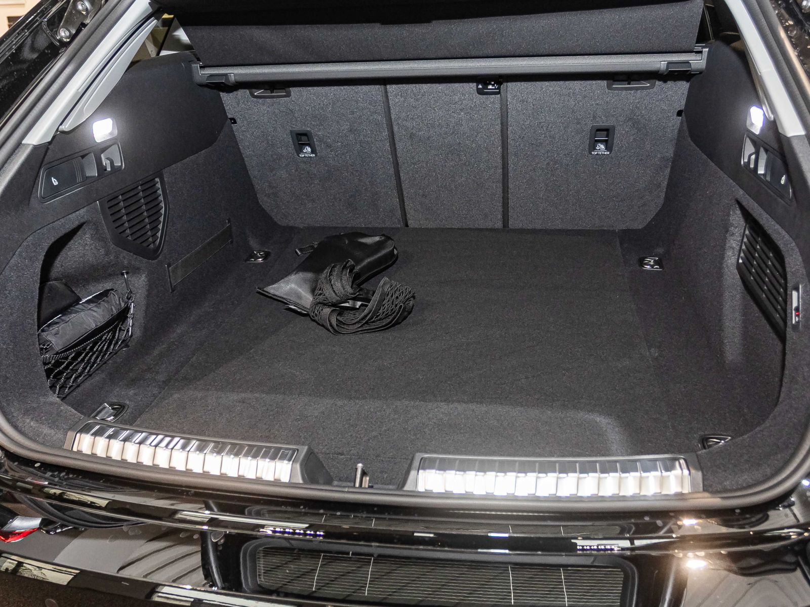 Audi A5 Avant TDI edition one quattro 150kW Tech-Plus S-Interieur AHK