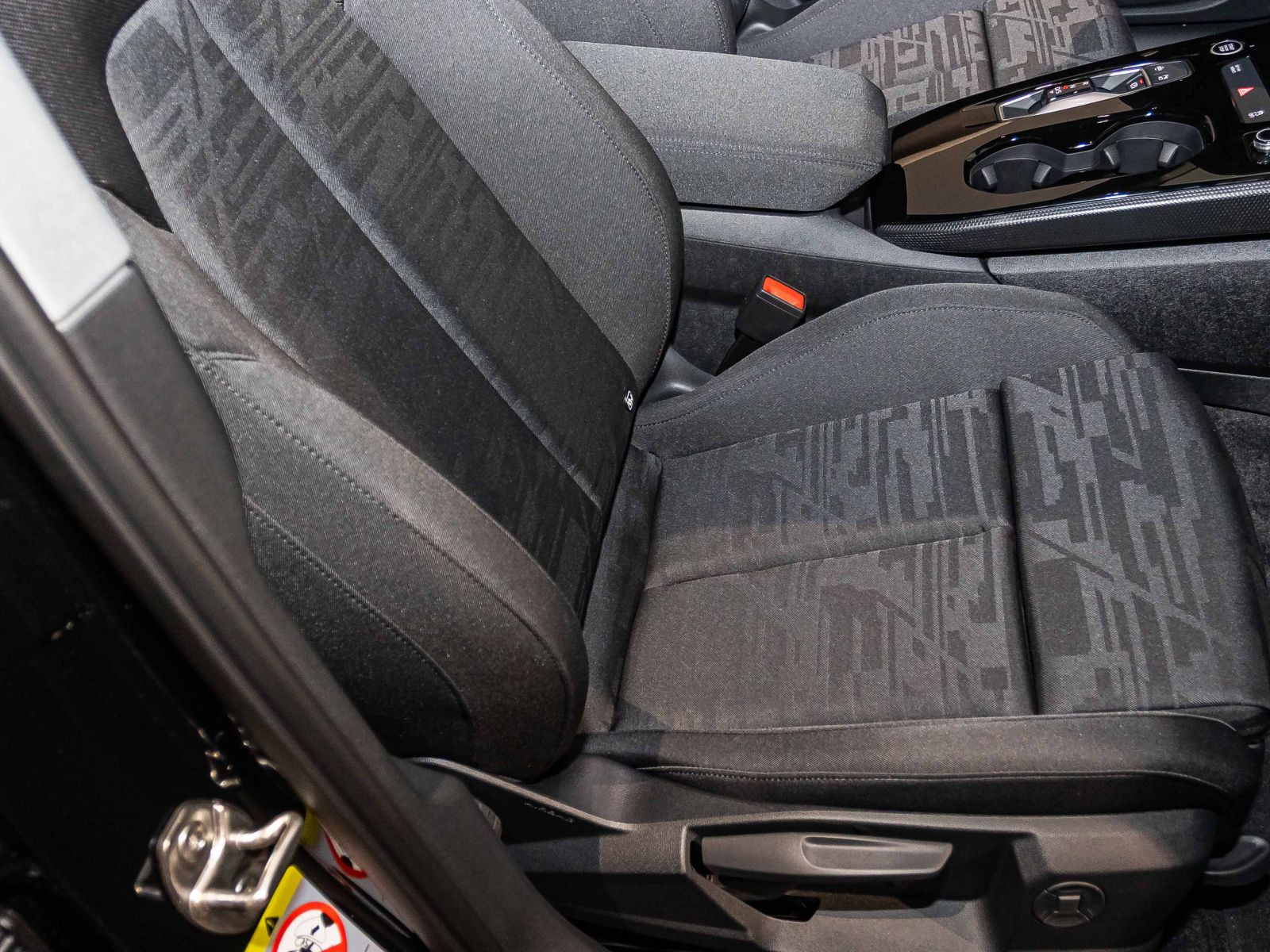 Audi A5 Avant TDI edition one quattro 150kW Tech-Plus S-Interieur AHK