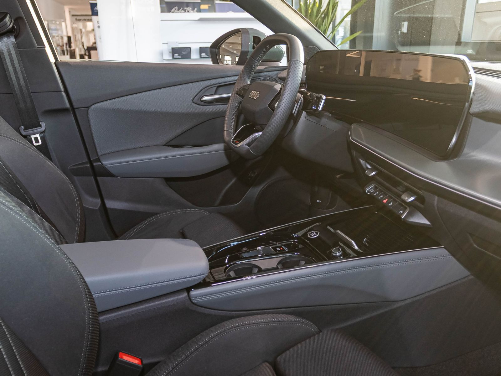 Audi Q3 Sportback TFSI quattro 150 kW S MMI Pro Tech-Plus Pano Matrix AHK