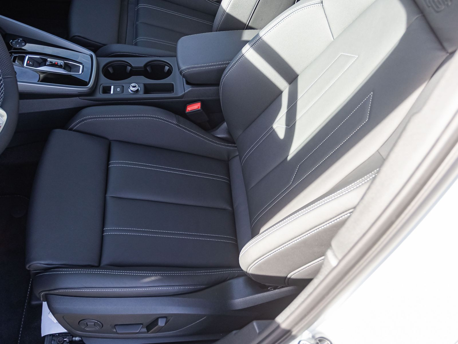 Audi A3 Sportback S line TFSI S tronic AHK SONOS Matrix