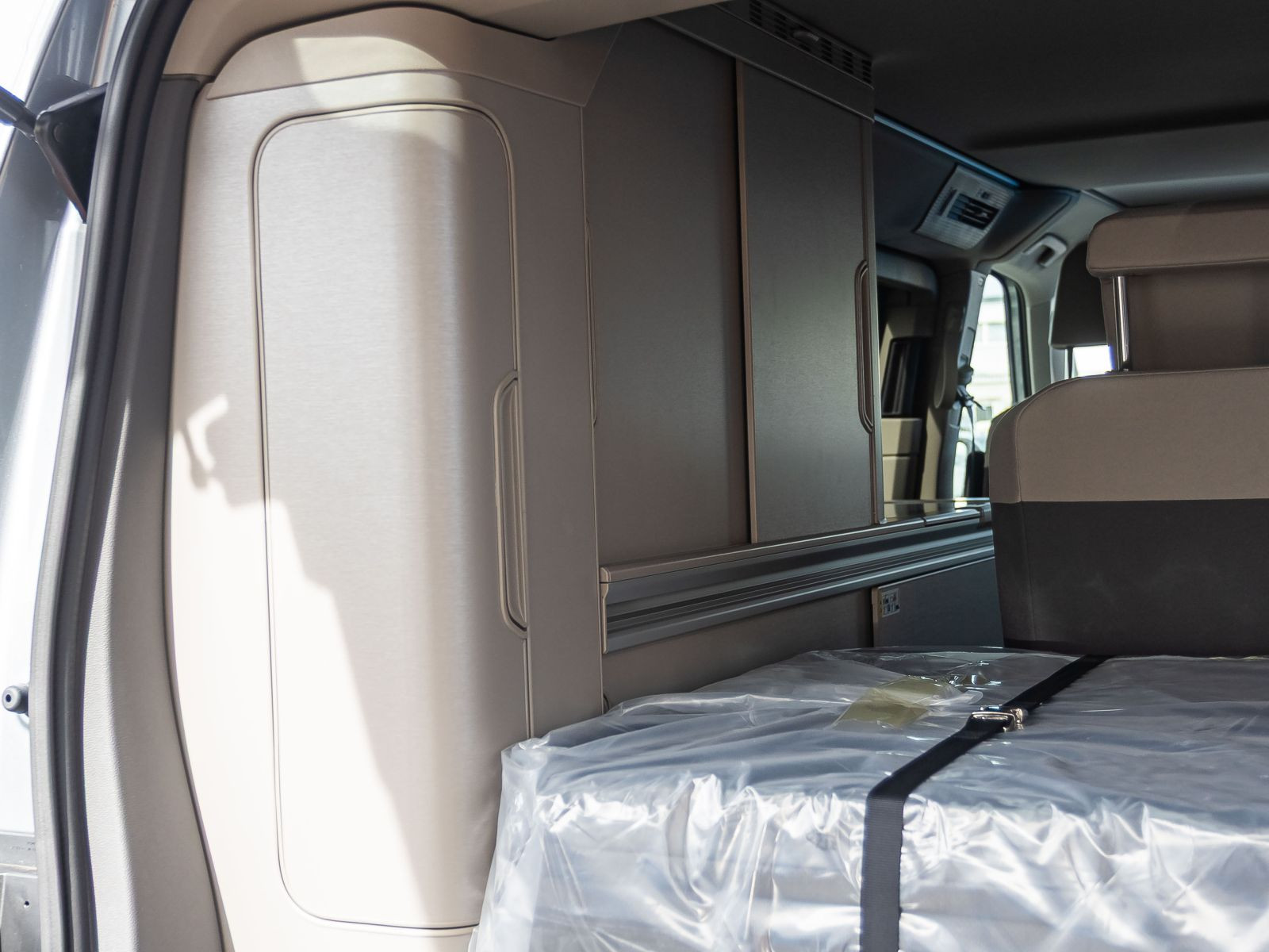 Volkswagen California Coast 2.0l 110 kW TDI | AHK | NAVI