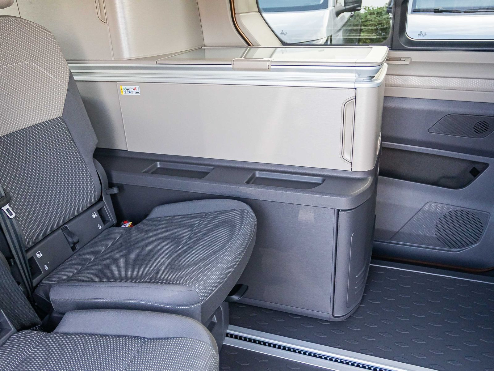 Volkswagen California Coast 2.0l 110 kW TDI | AHK | NAVI