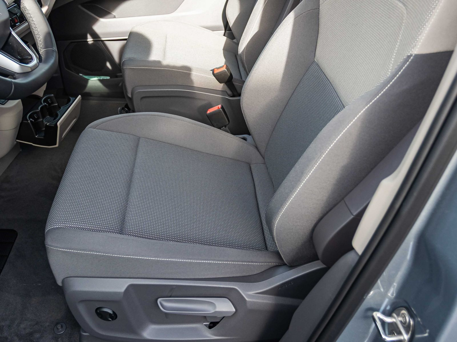 Volkswagen California Coast 2.0l 110 kW TDI | AHK | NAVI