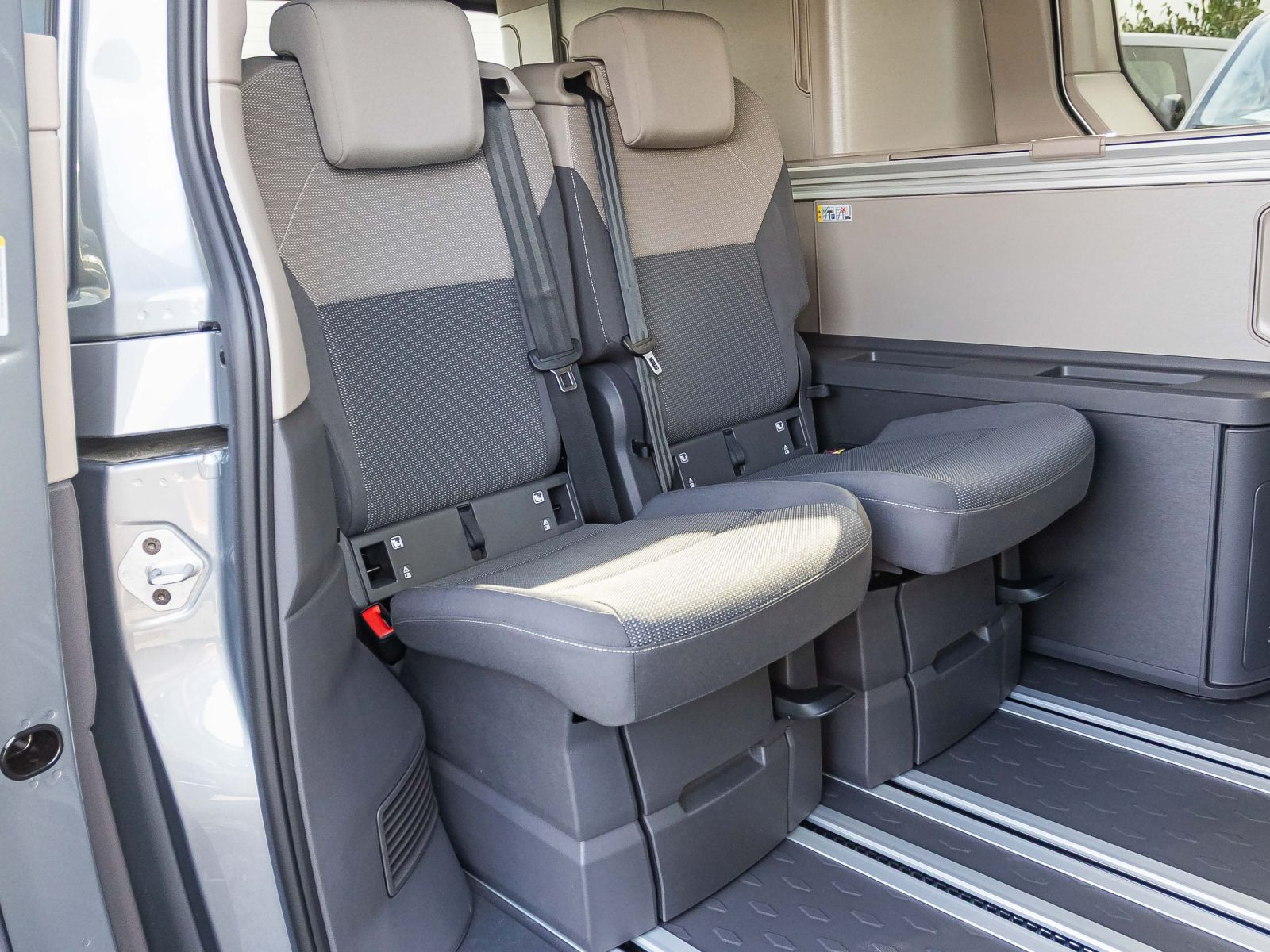 Volkswagen California Coast 2.0l 110 kW TDI | AHK | NAVI