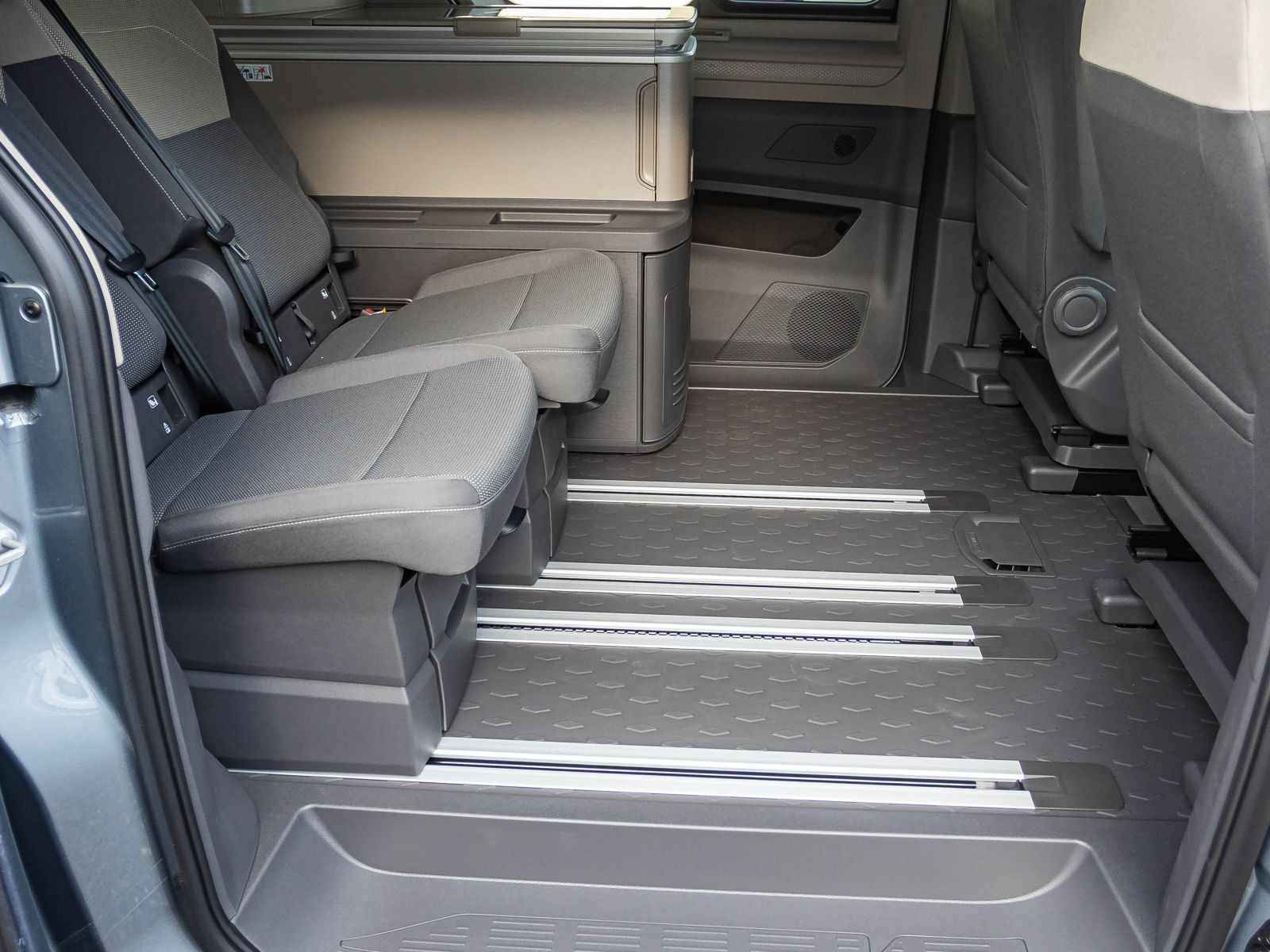 Volkswagen California Coast 2.0l 110 kW TDI | AHK | Navi