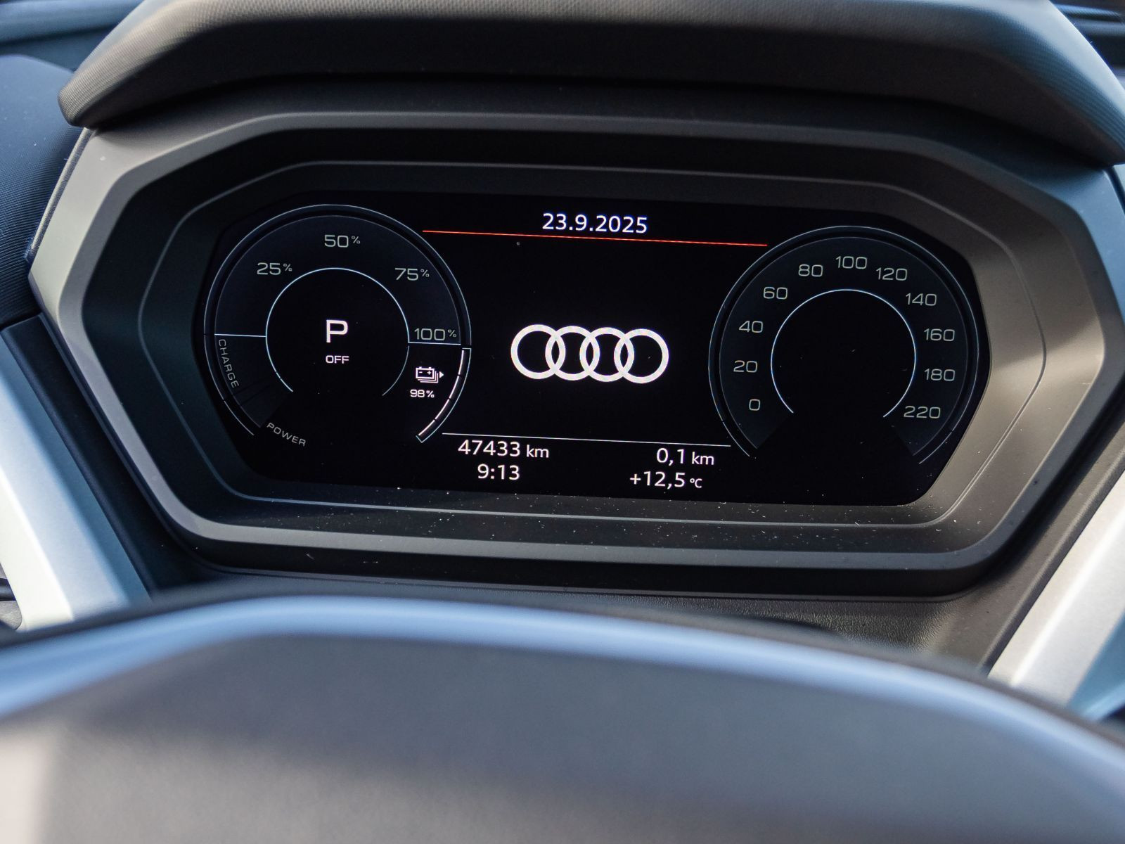 Audi Q4 Sportback e-tron S line 35 Navi LED Standklima GRA EPH DAB