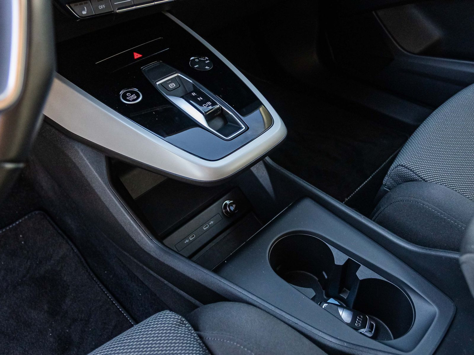 Audi Q4 Sportback e-tron 35 LED Standklima EPH DAB