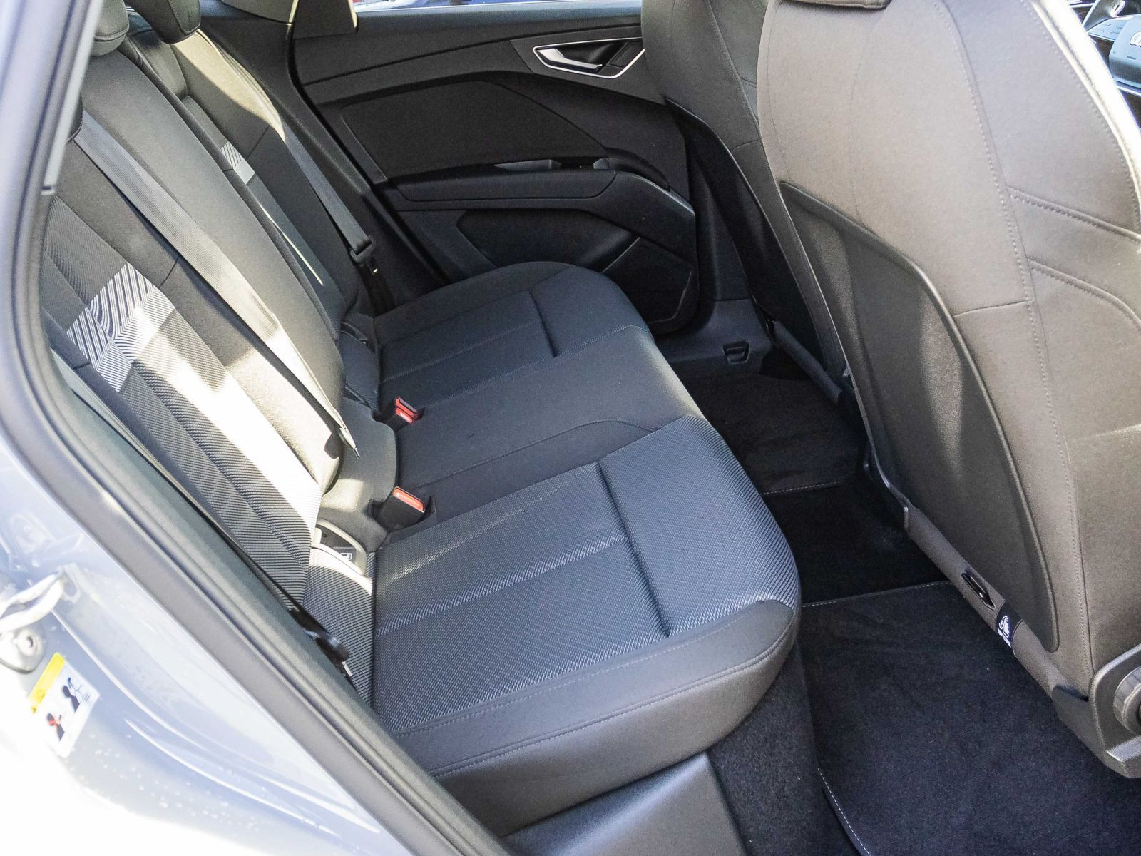 Audi Q4 Sportback e-tron 35 LED Standklima EPH DAB