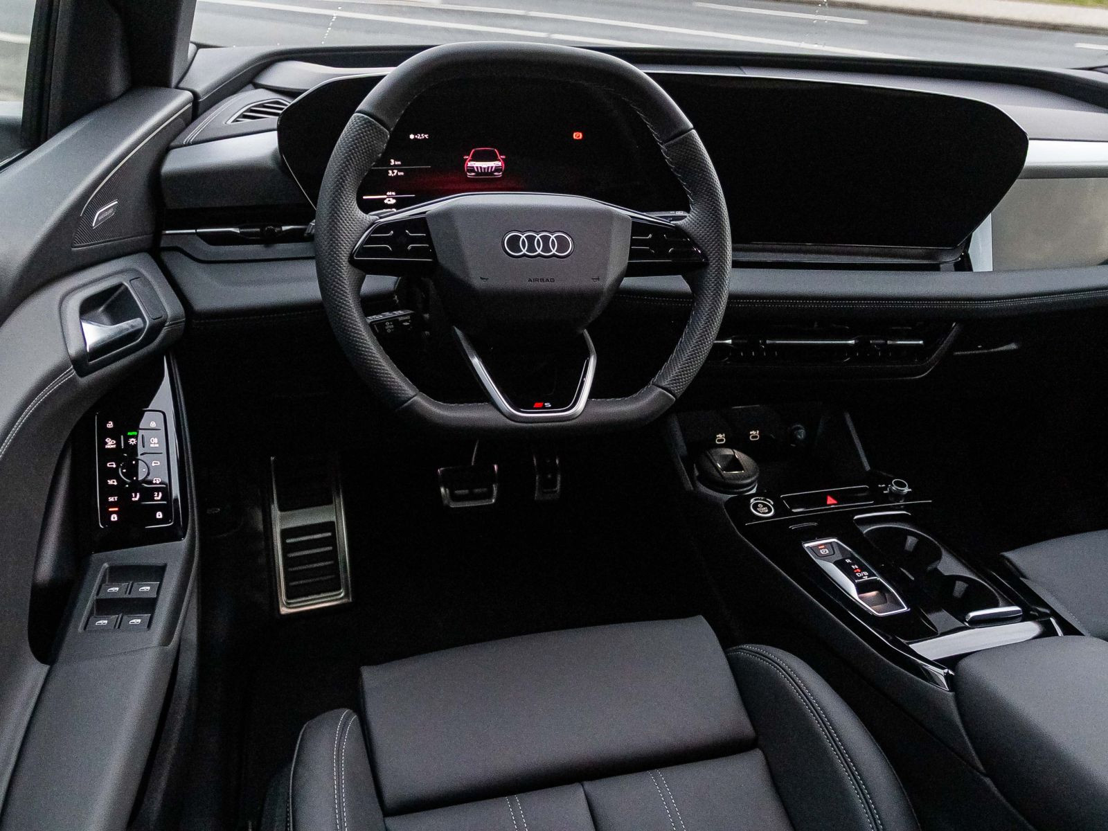 Audi Q6 SUV e-tron performance Tech-PRO  MMI-Pro Pano AHK  92.205€ UPE