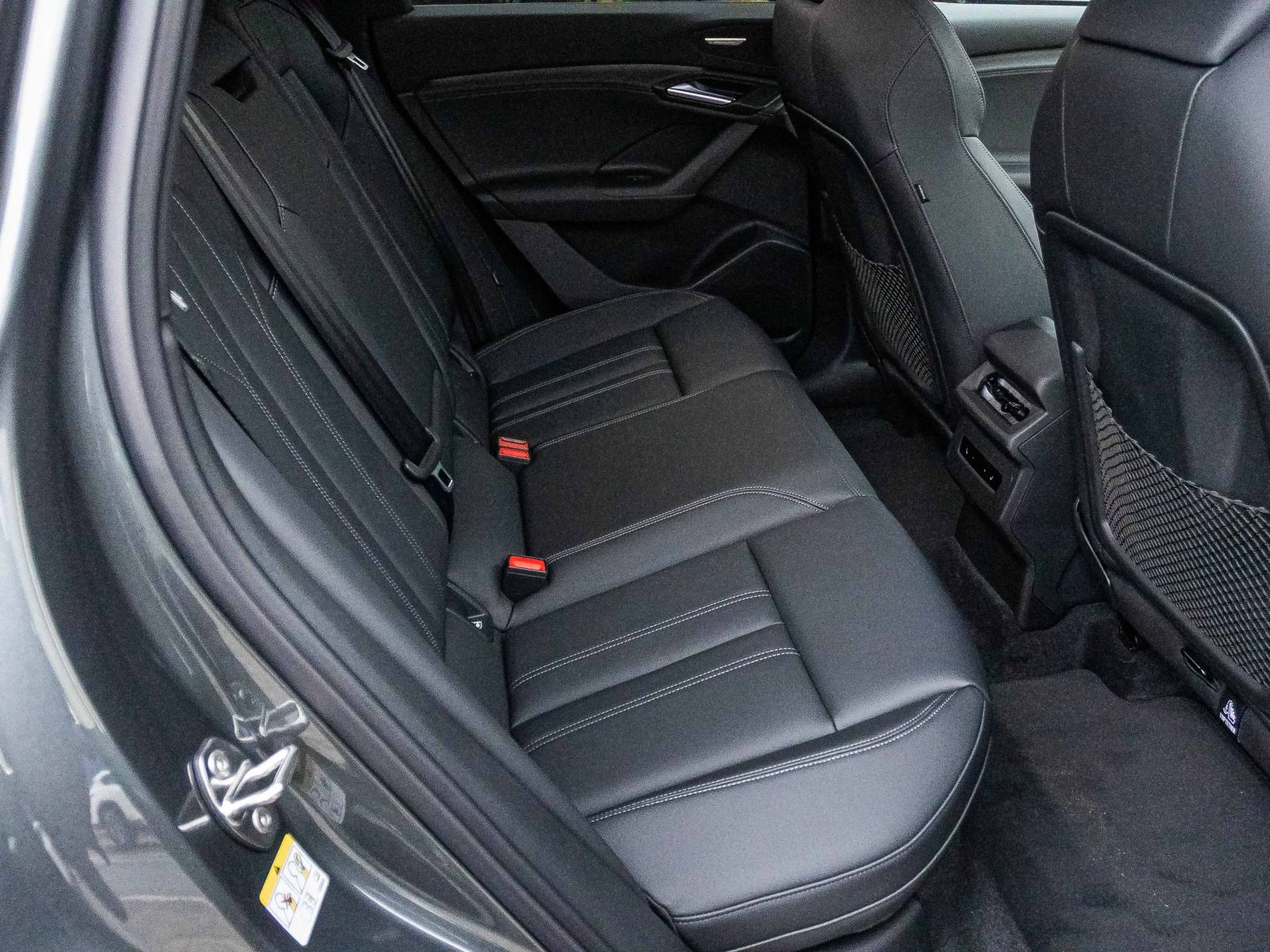 Audi Q6 SUV e-tron performance Tech-PRO  MMI-Pro Pano AHK  92.205€ UPE