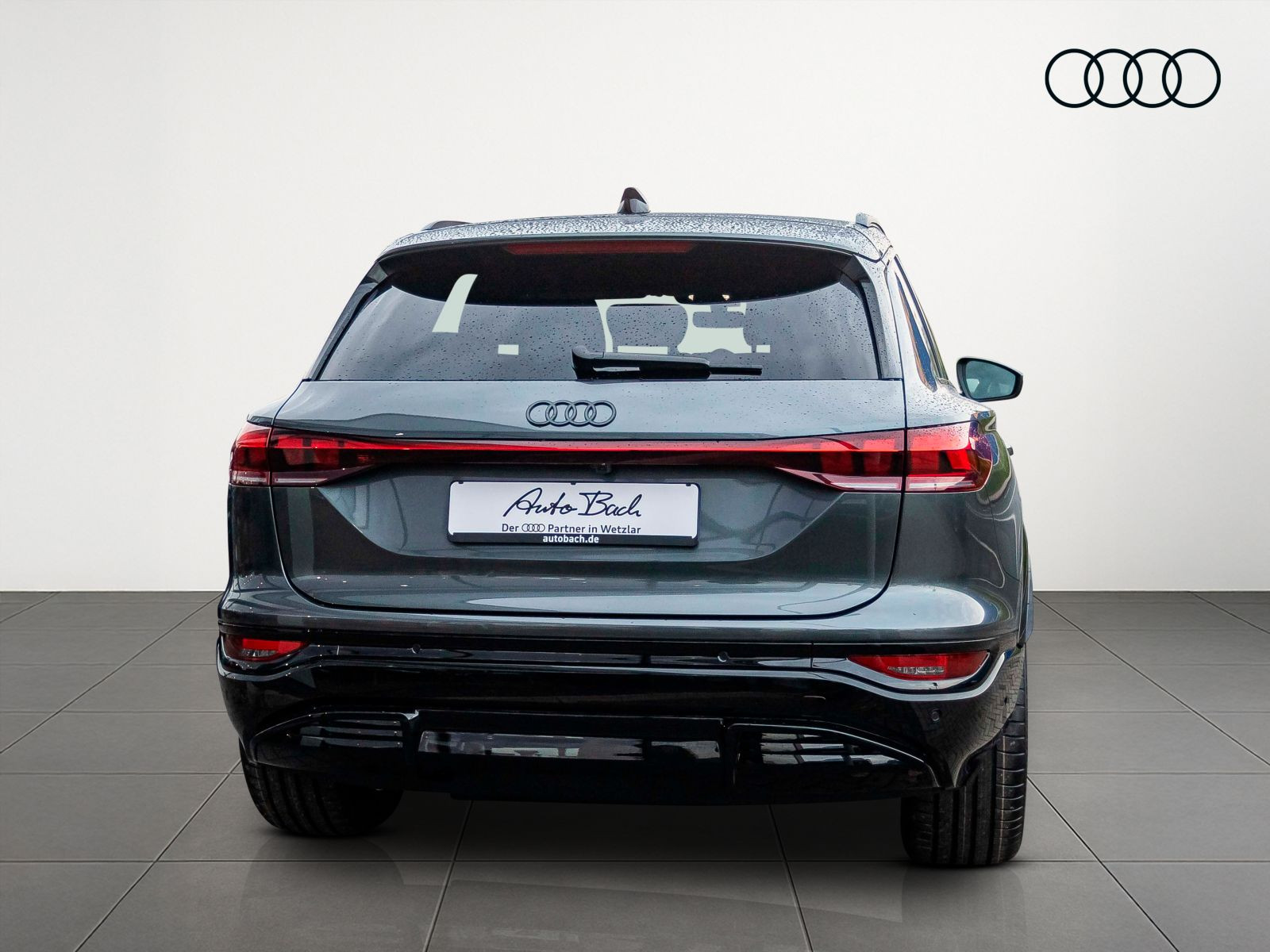 Audi Q6 SUV e-tron performance Tech-PRO  MMI-Pro Pano AHK  92.205€ UPE
