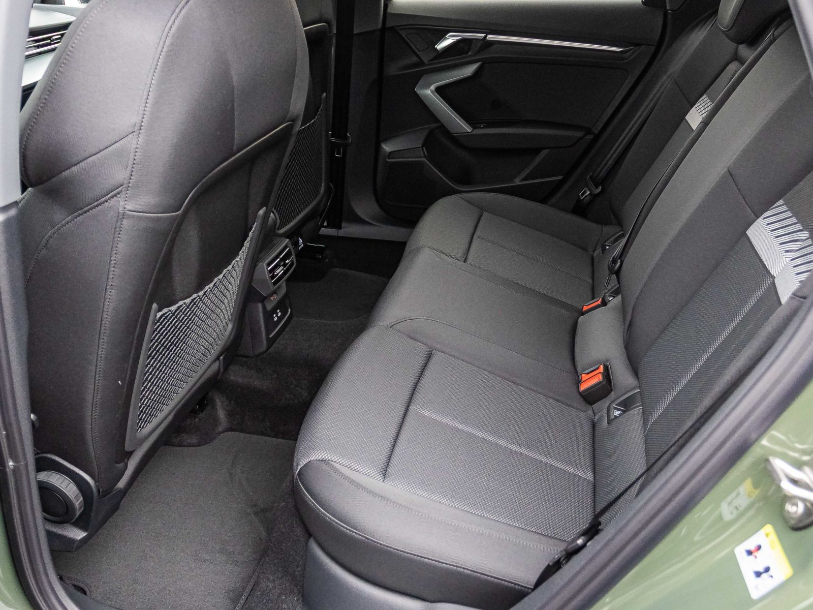 Audi A3 allstreet TFSI 110kW Business Assistenz Plus 19"