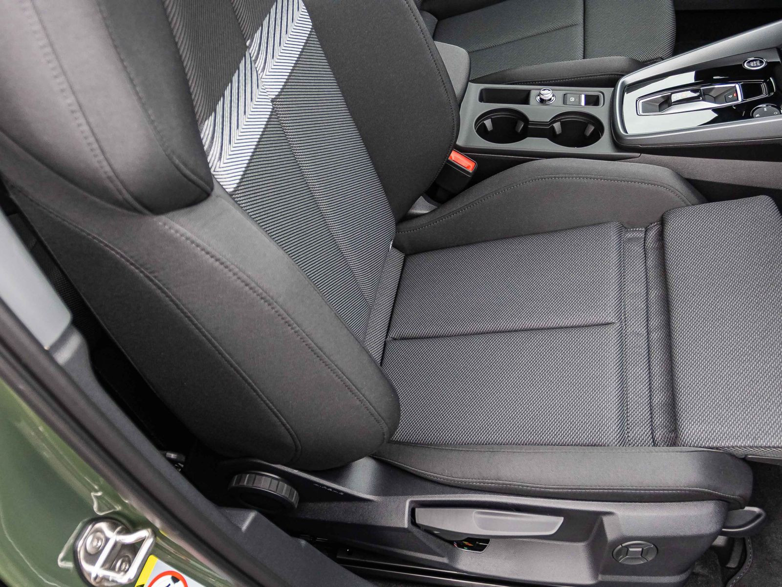 Audi A3 allstreet TFSI 110kW Business Assistenz Plus 19"