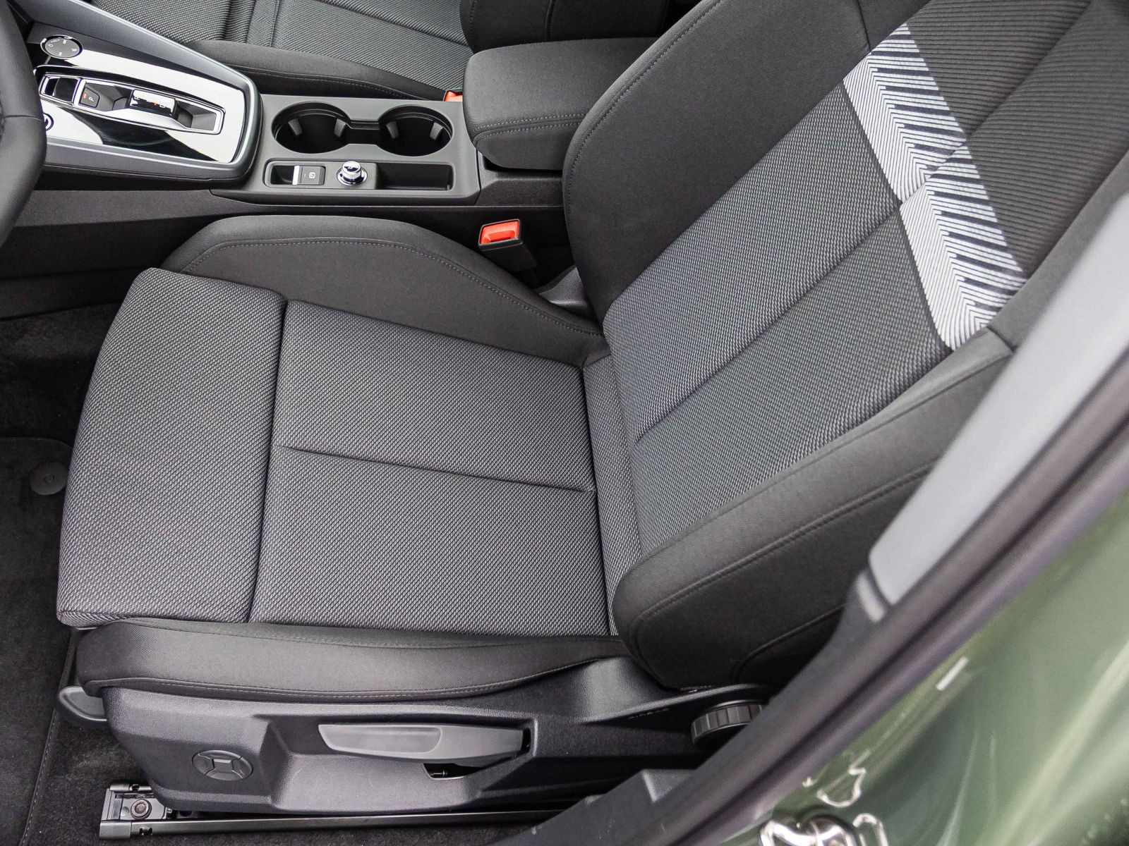 Audi A3 allstreet TFSI 110kW Business Assistenz Plus 19"