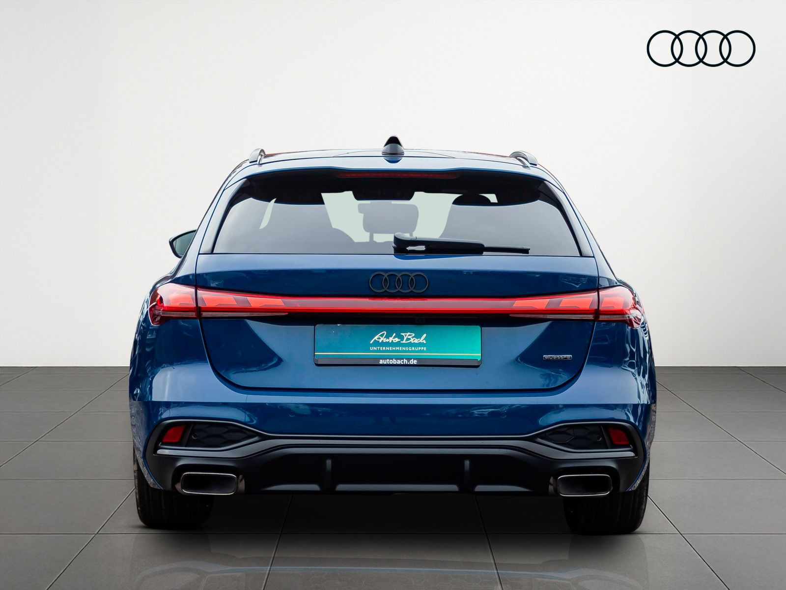 Audi A5 Avant e-hybrid quattro 270kW  TECH-PRO  AHK 20"  PANO B&O  S-Interieur