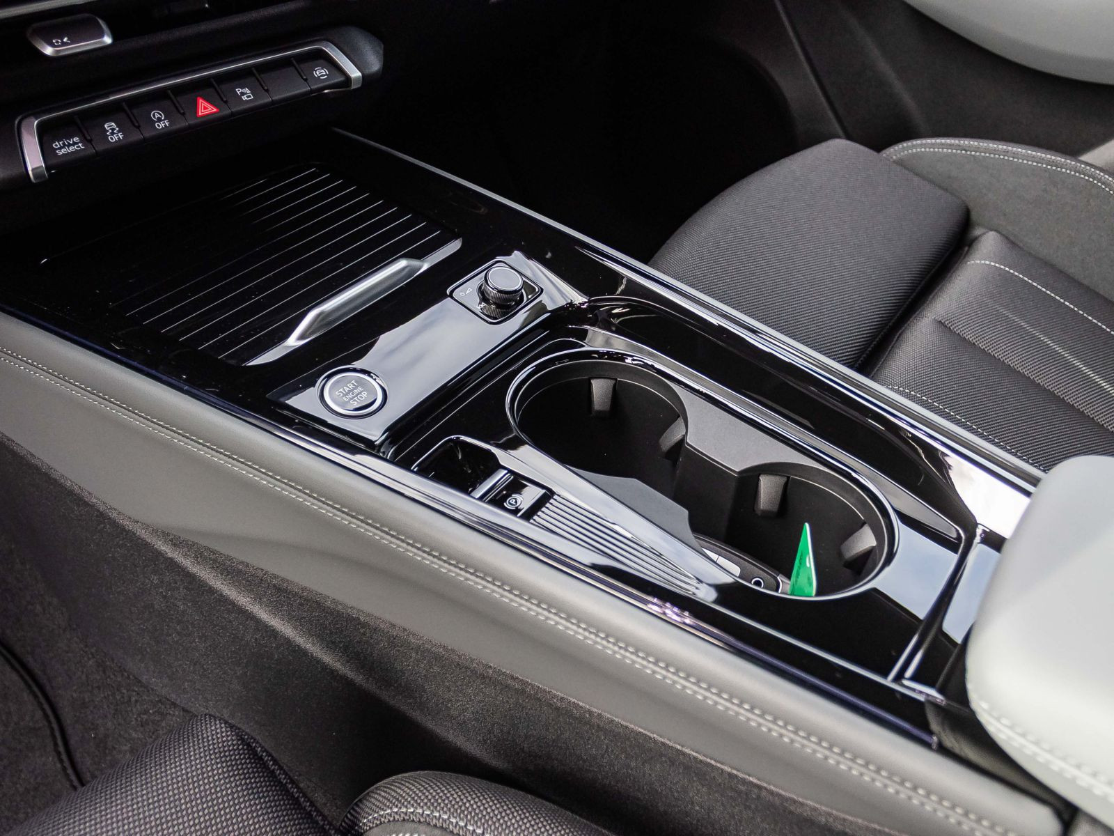 Audi Q3 SUV TFSI 150PS  S tronic S-Line Tech-Plus  Dynamik