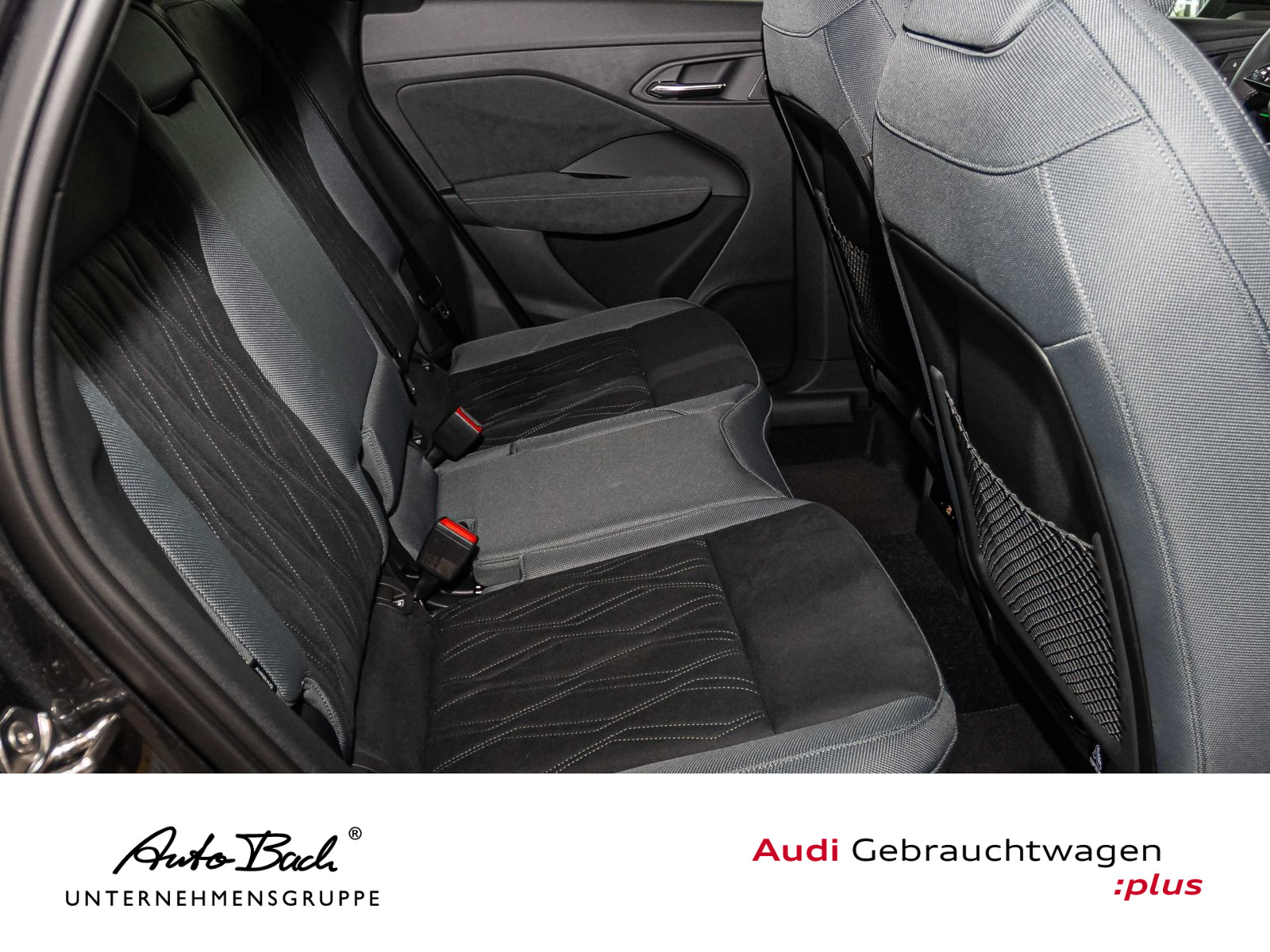 Audi Q3 e-hybrid Stronic S line LED Panorama HuD ACC