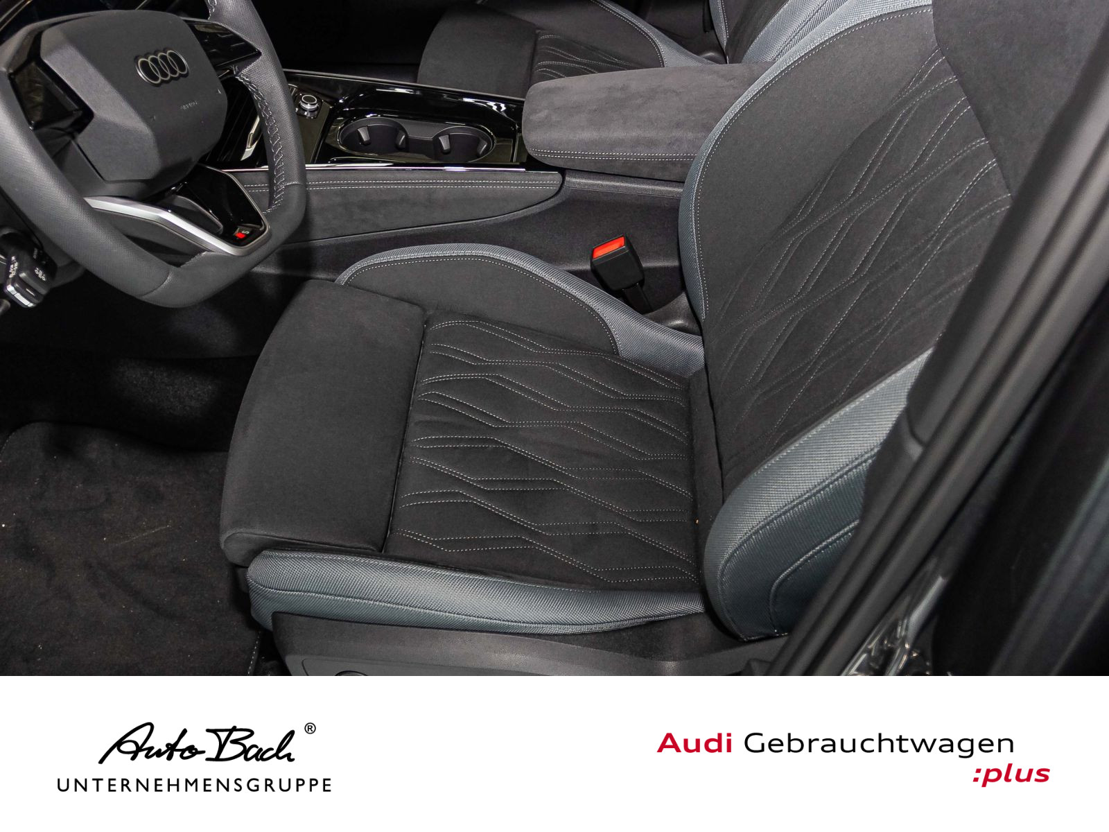 Audi Q3 e-hybrid Stronic S line LED Panorama HuD ACC