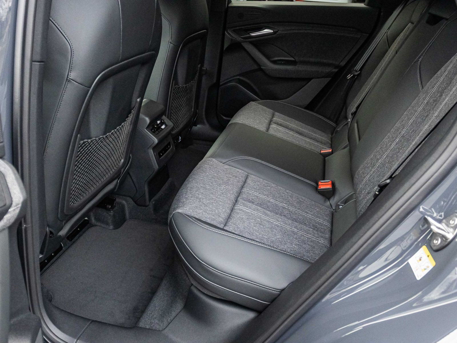 Audi Q6 Sportback S-Line e-tron performance Tech AHK  83865,-€ UPE