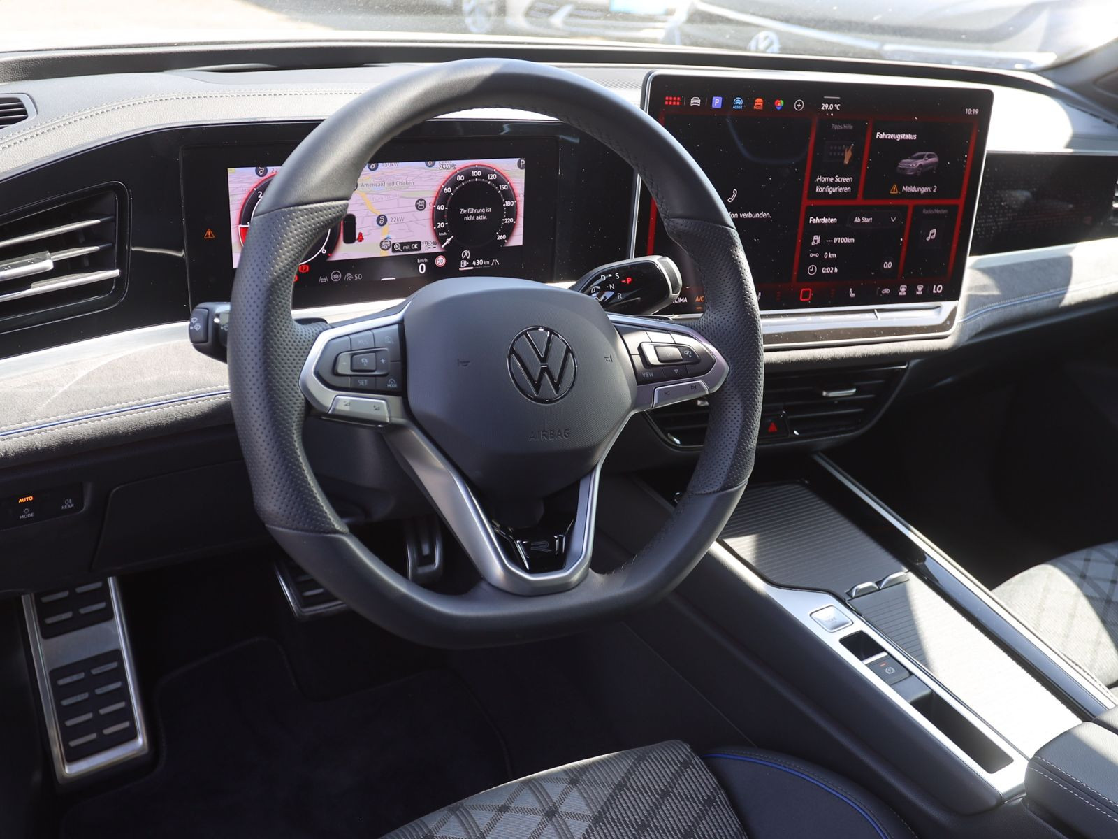 Volkswagen Passat Variant 2.0 TDI DSG R-Line Black Style 4Motion, Navi, LED-Matrix, DCC