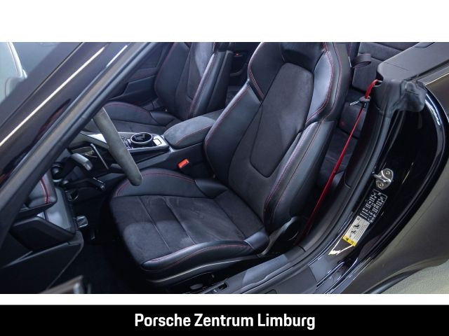 Porsche 992 911 Carrera GTS Cabriolet HA-Lenkung BOSE