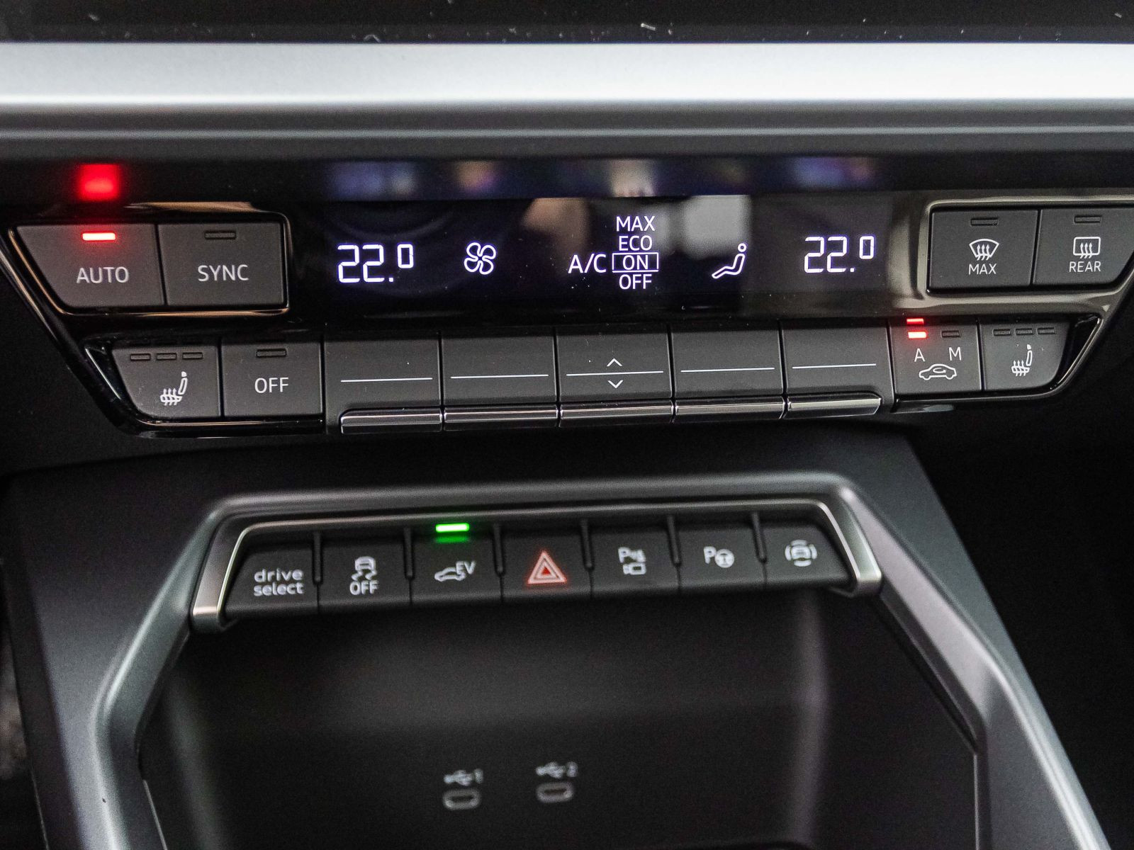 Audi A3 allstreet TFSI e 150kW AHK Business-Paket Matrix