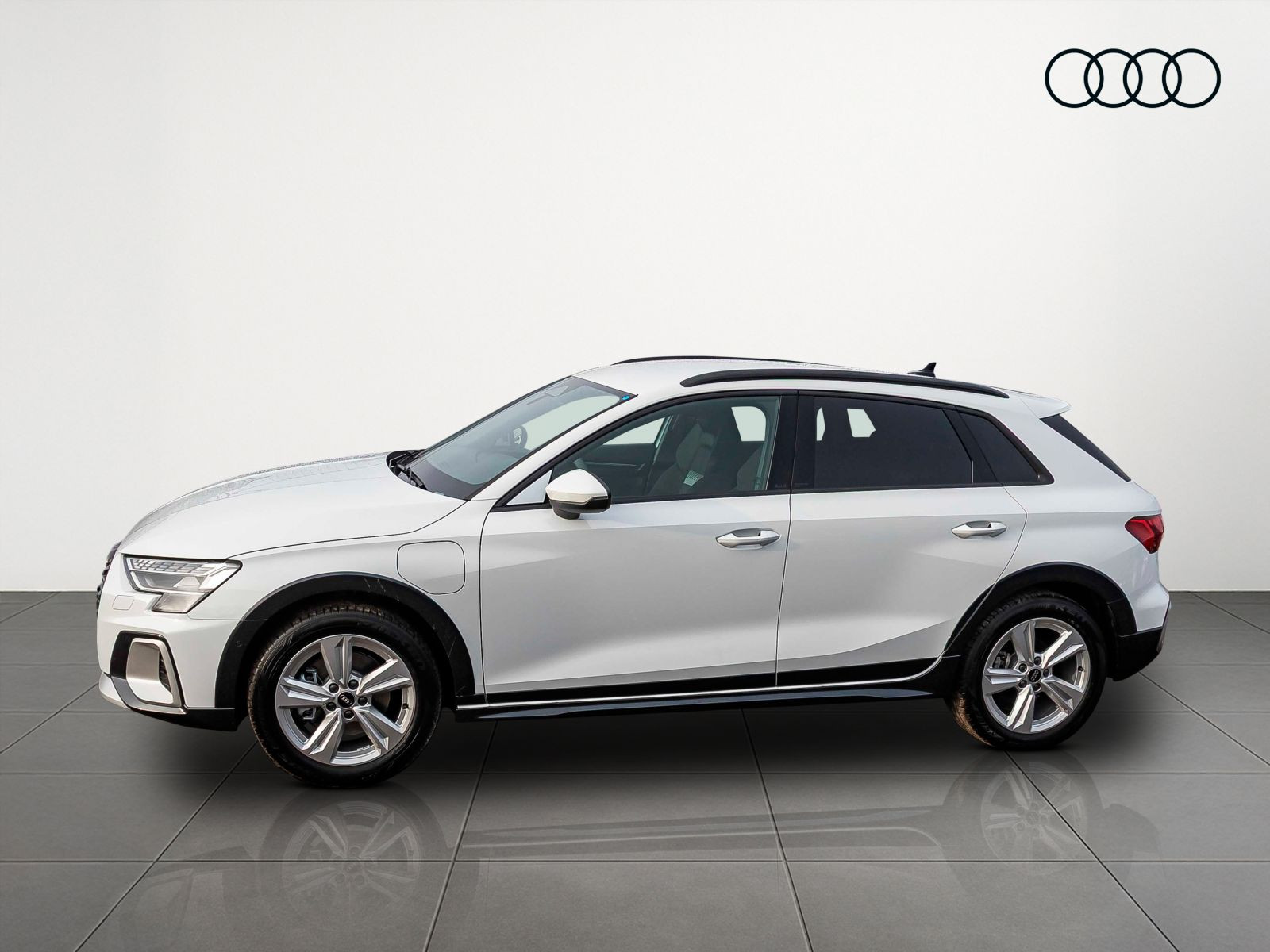 Audi A3 allstreet TFSI e 150kW AHK Business-Paket Matrix