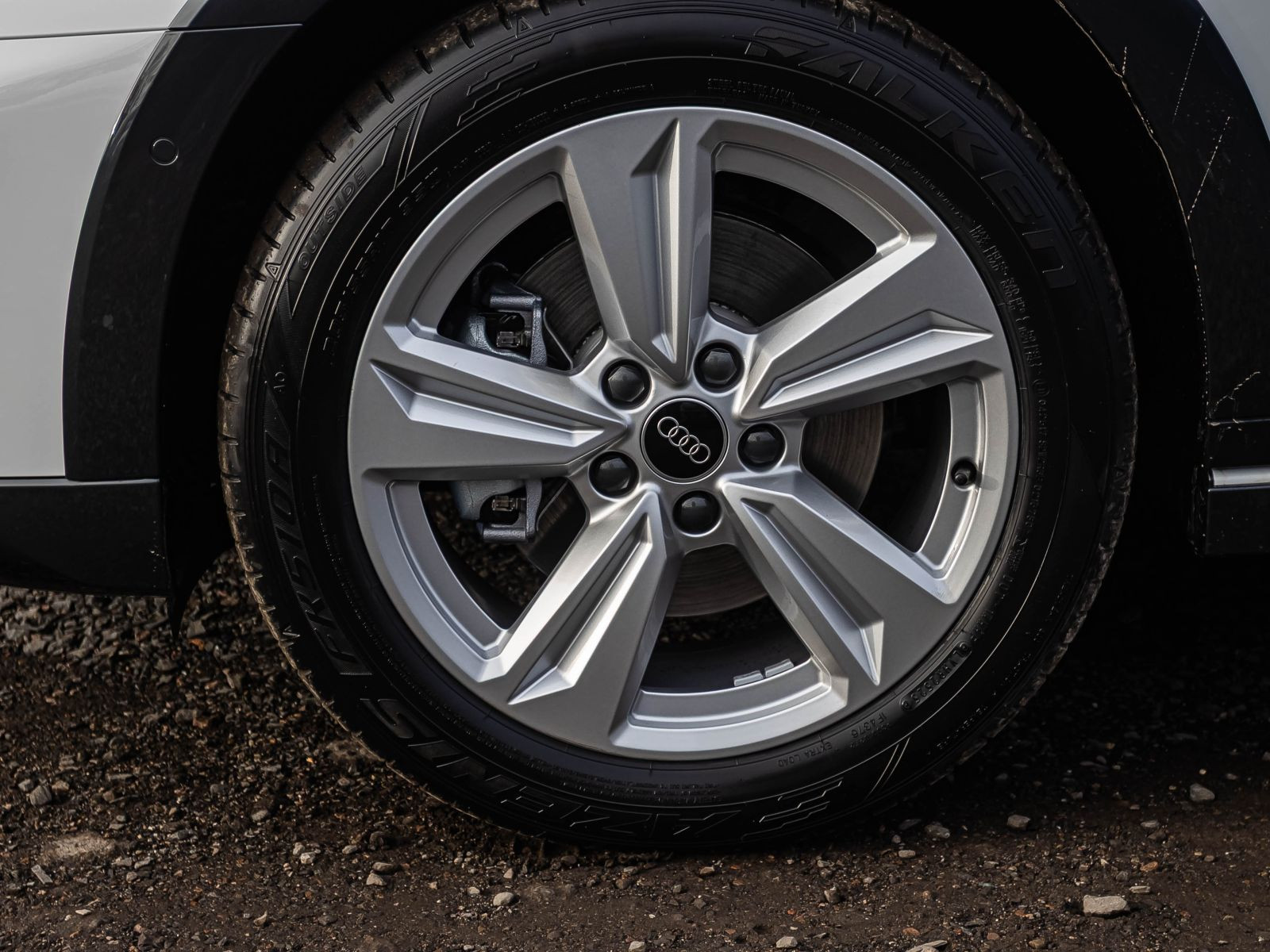 Audi A3 allstreet TFSI e 150kW AHK Business-Paket Matrix