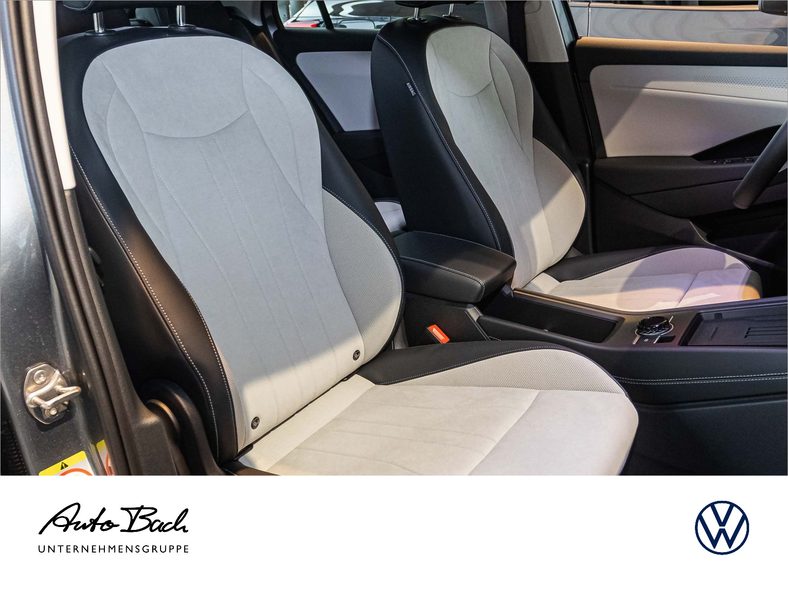 Volkswagen T-Roc Style 1.5 l eTSI OPF 85 kW (116 PS ) 7-Gang-Doppelkupplungsgetriebe DSG