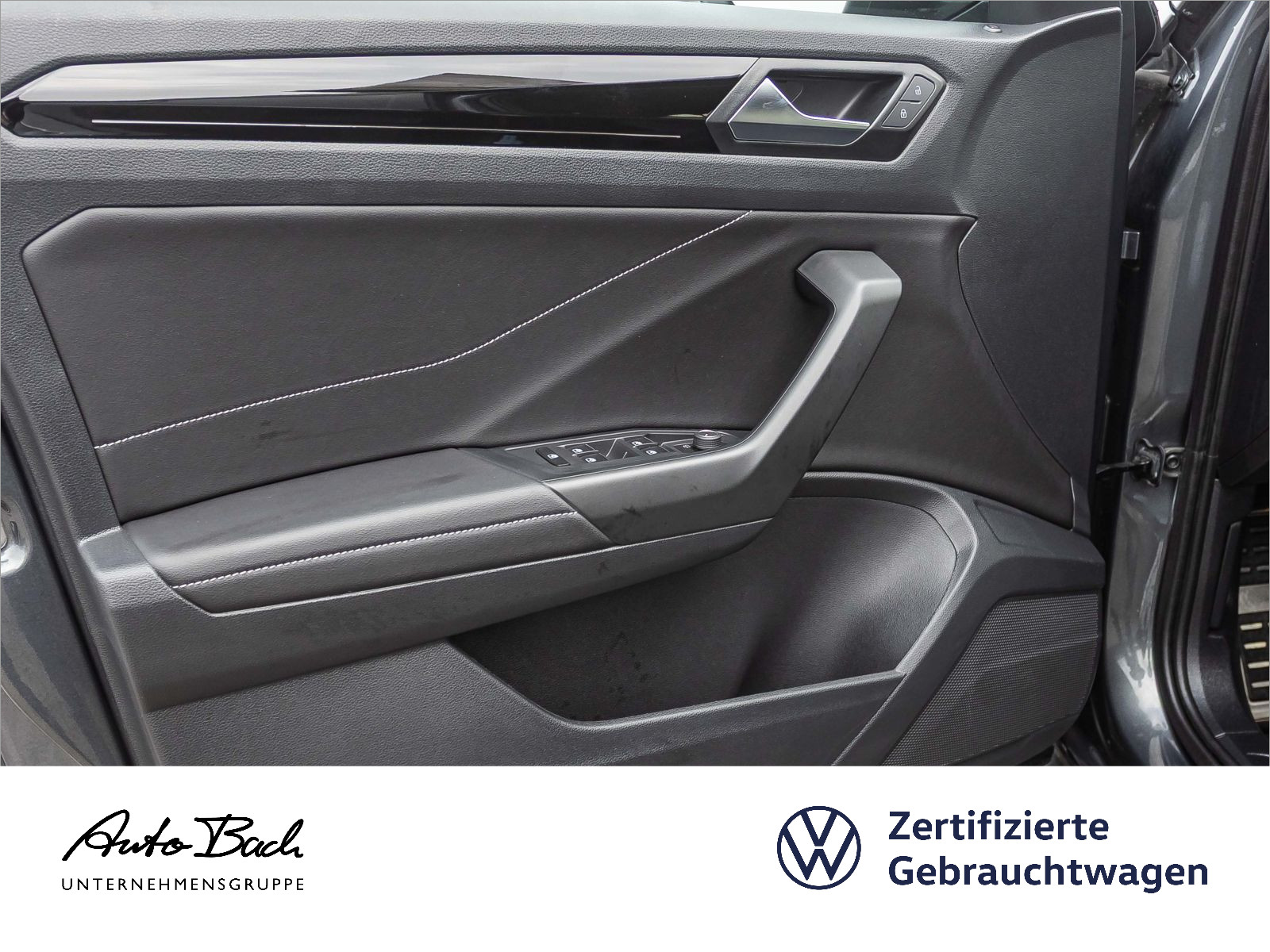 Volkswagen T-Roc 2.0 TSI R-Line 4M DSG Navi LED Digital Cockpit ACC EPH AHK