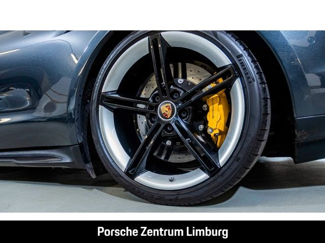 Porsche Taycan Turbo S Burmester Sitzbelüftung LEDmatrix