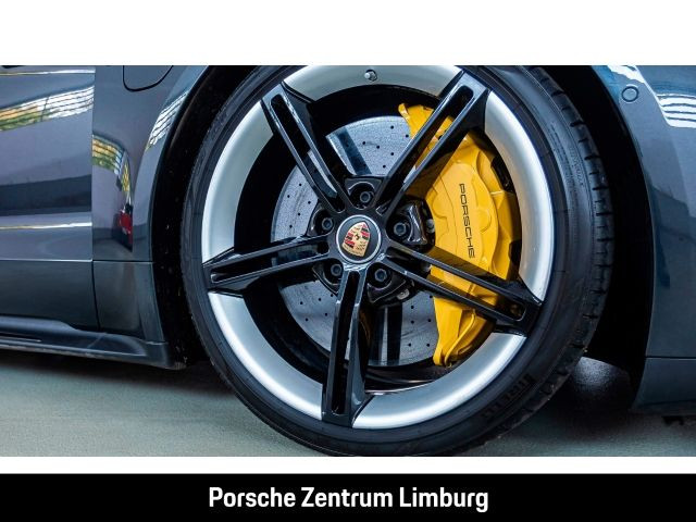 Porsche Taycan Turbo S Burmester Sitzbelüftung LEDmatrix