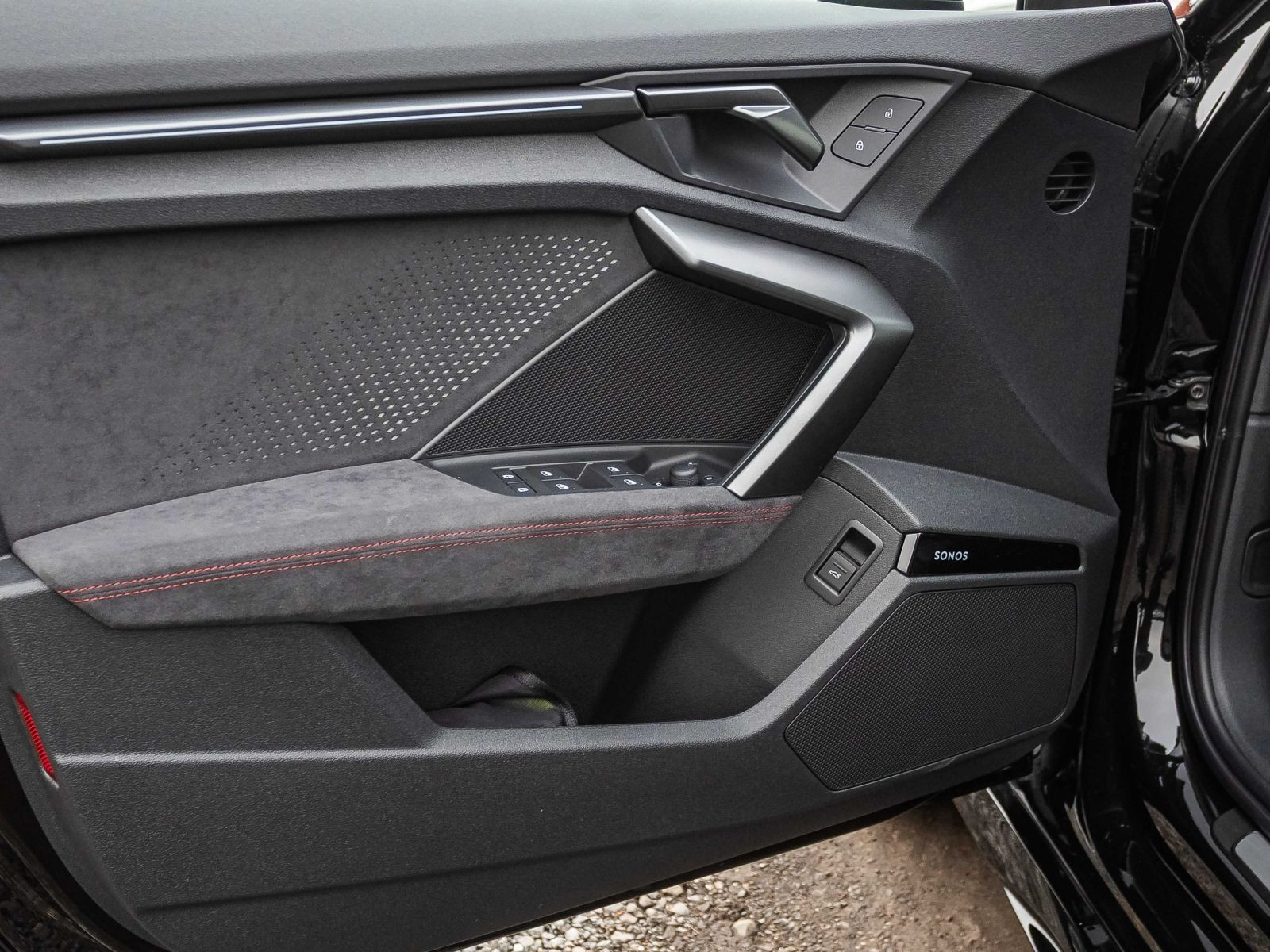 Audi RS 3 Limousine 294 kW S Matrix SONOS Assistenz plus 