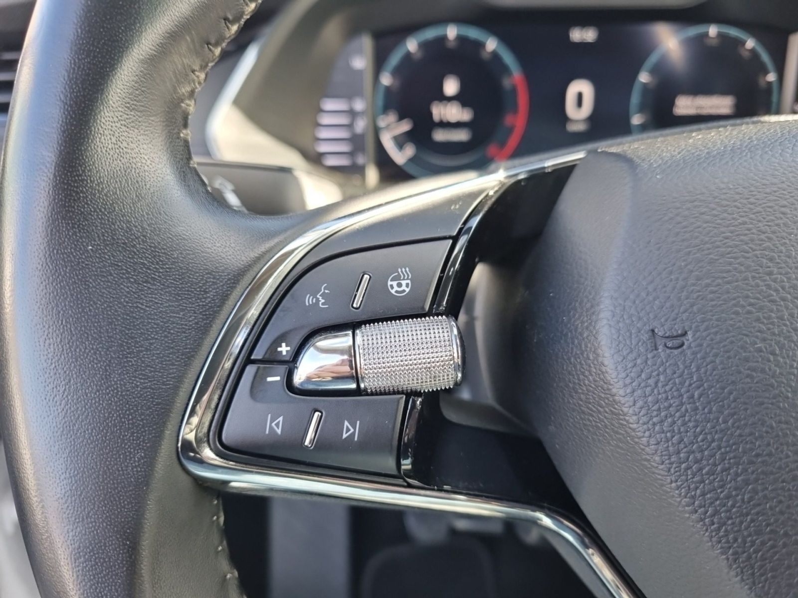 Skoda Octavia Combi 1.5 TSI Ambition Navi LED ACC EPH