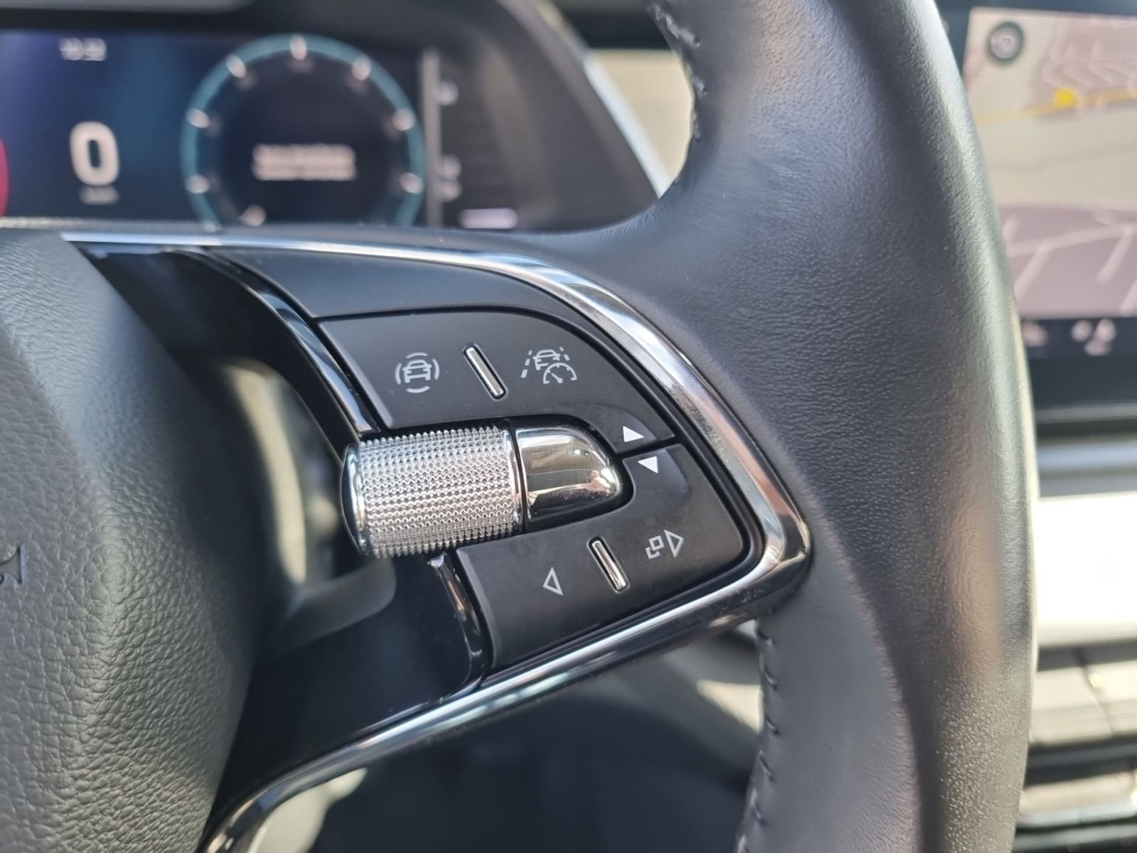 Skoda Octavia Combi 1.5 TSI Ambition Navi LED ACC EPH