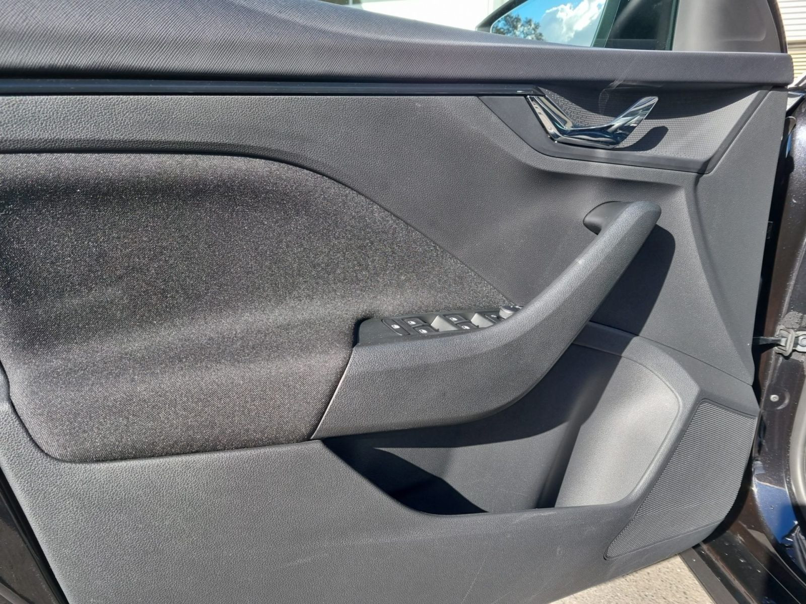 Skoda Kamiq 1.5 TSI Tour DSG Navi LED CarPlay GRA EPH