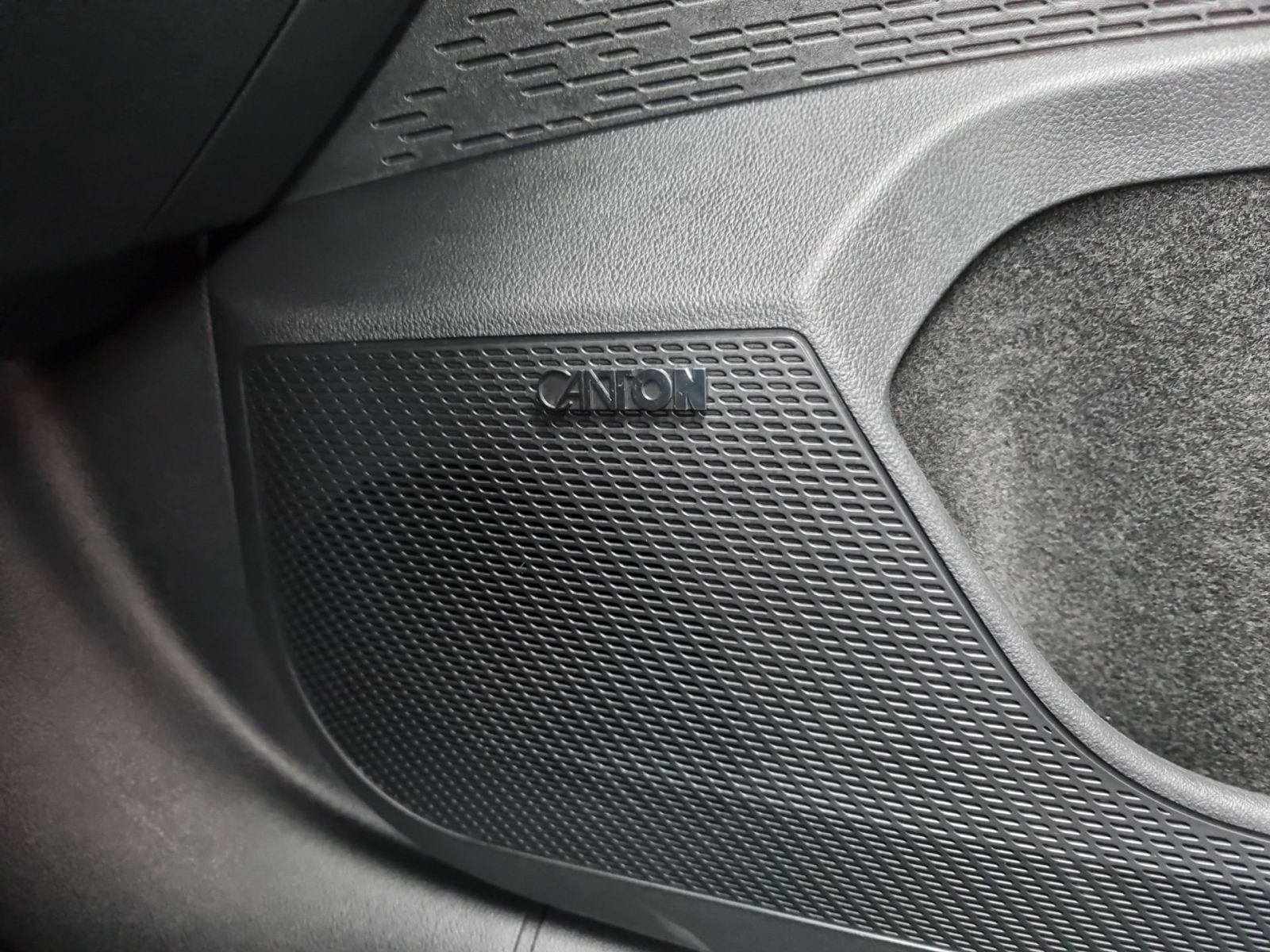 Skoda Octavia Combi 1.5TSI Selection DSG Navi LED EPH