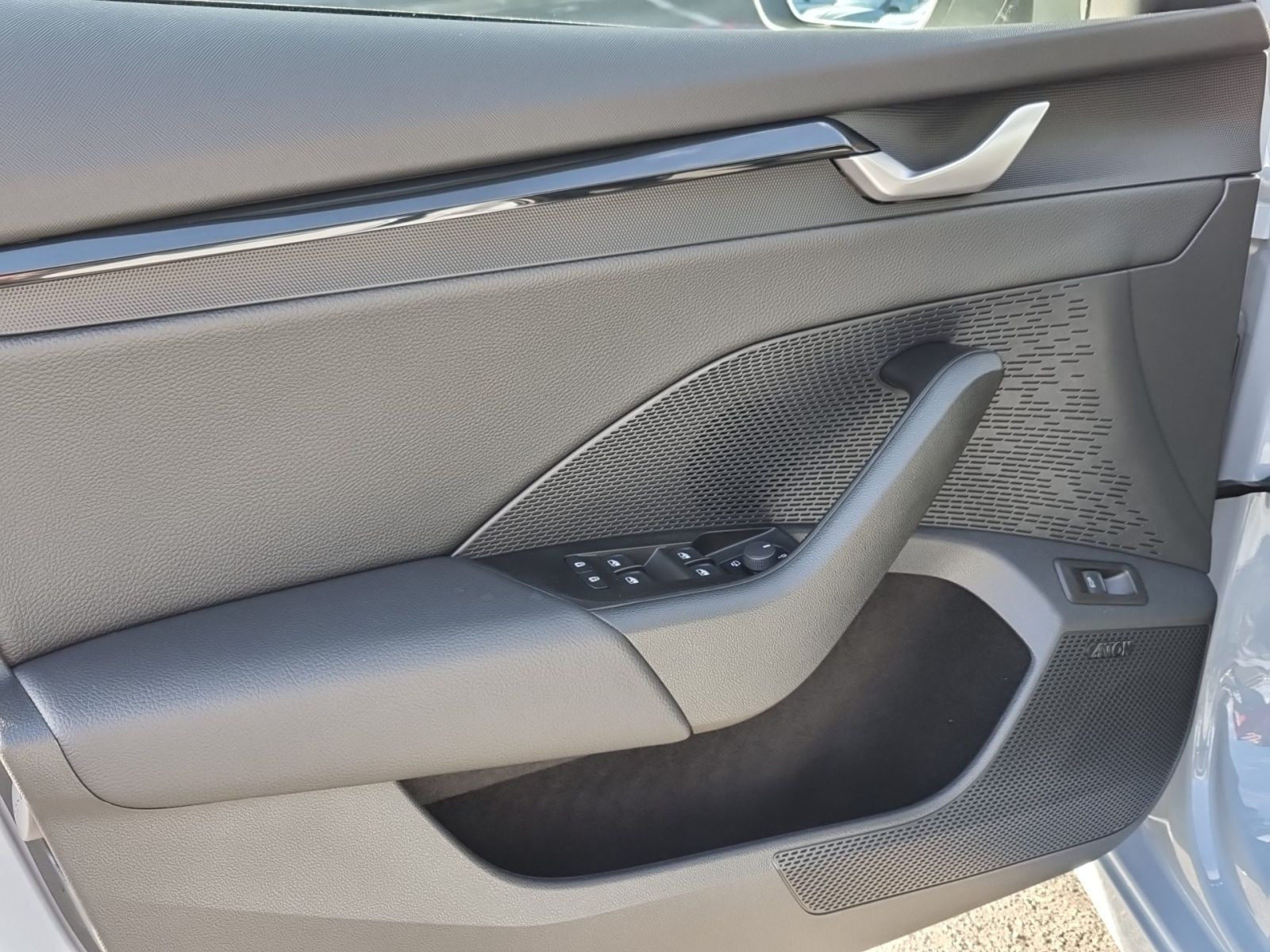 Skoda Octavia Combi 2.0TDI Sportline DSG Navi Panorama