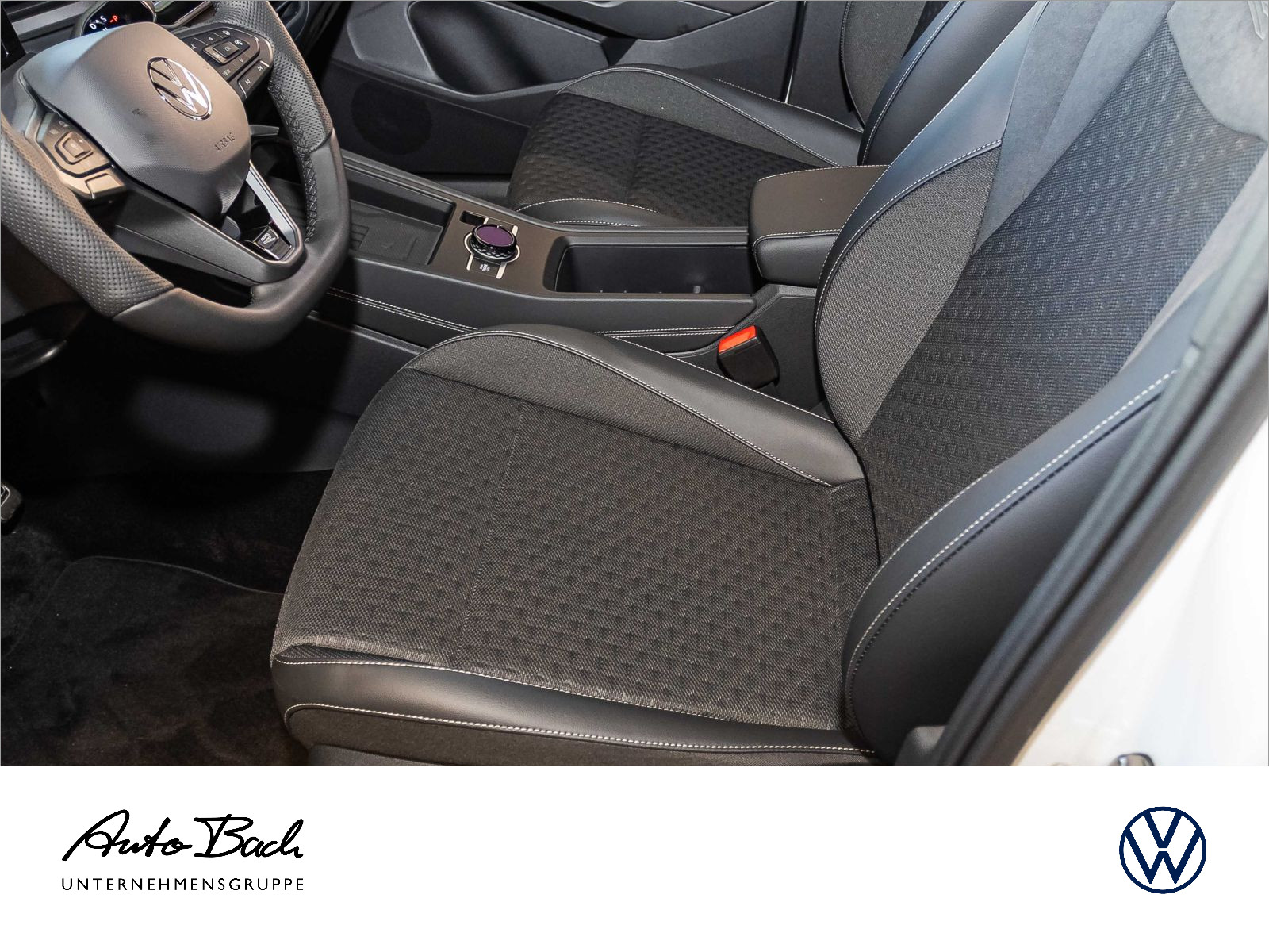 Volkswagen T-Roc R-Line 1.5 l eTSI OPF 110 kW (150 PS) 7-Gang-Doppelkupplungsgetriebe DSG