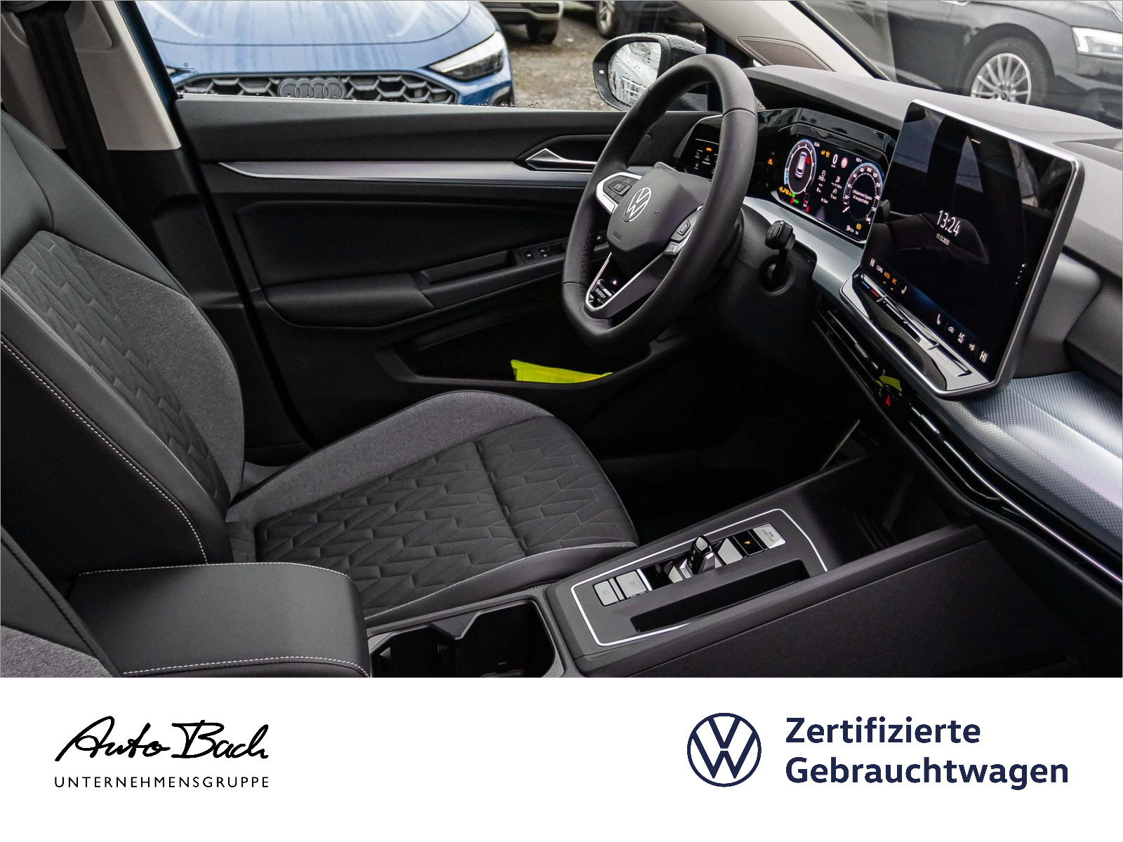 Volkswagen Golf VIII Life 1.5 eTSI DSG Navi LED ACC CarPlay AHK