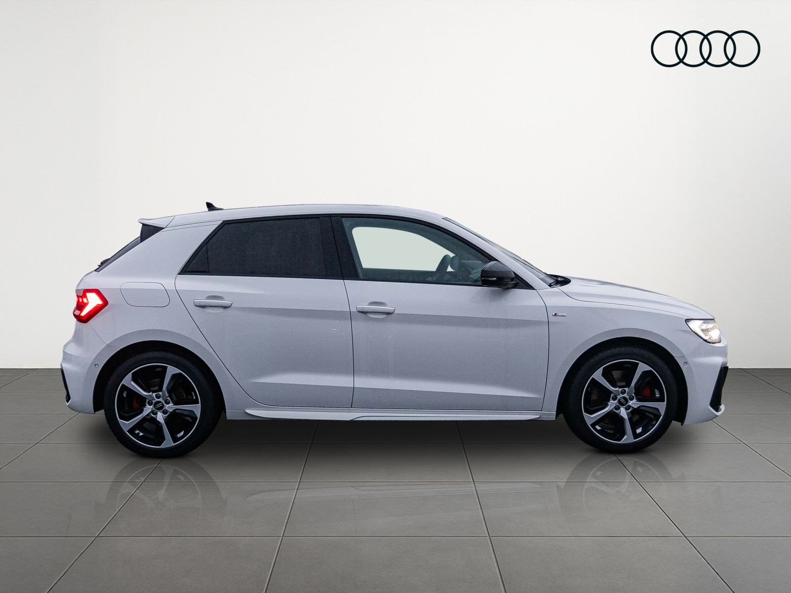 Audi A1 Sportback S line 40TFSI Stronic Navi LED ACC EPH