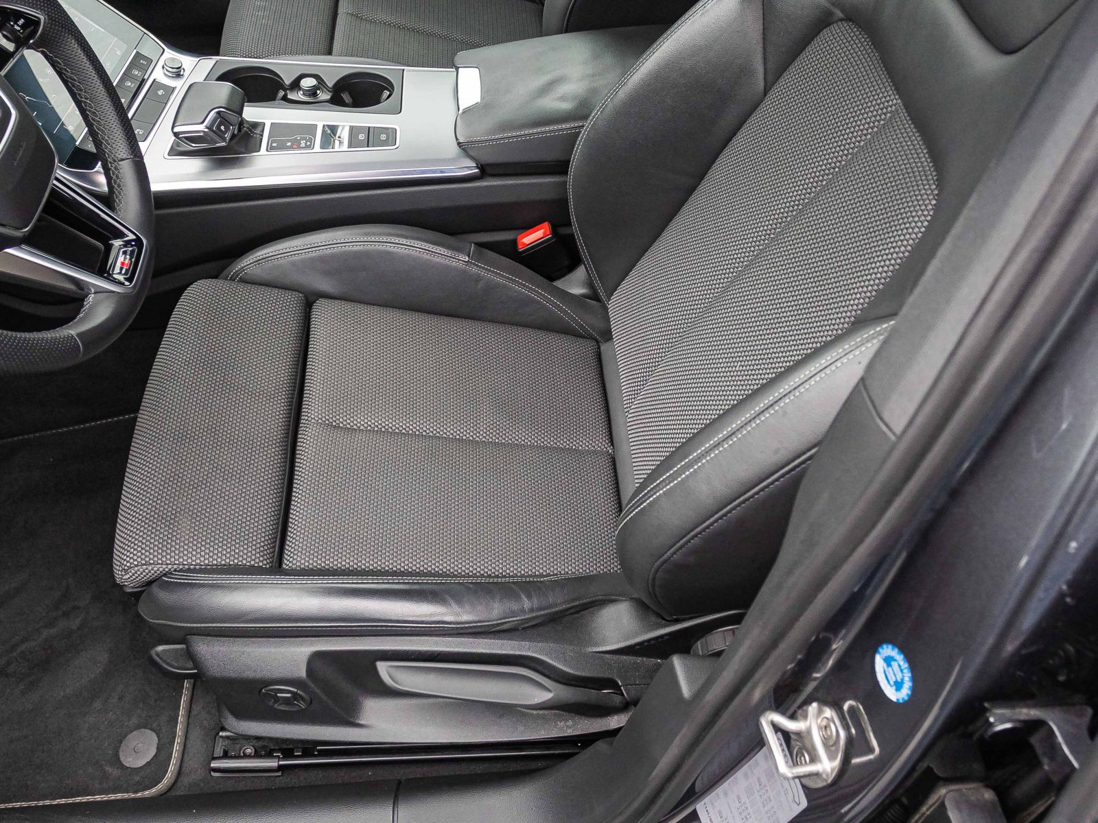 Audi A6 Avant S line 50TDI qu Navi Standh ACC EPH AHK