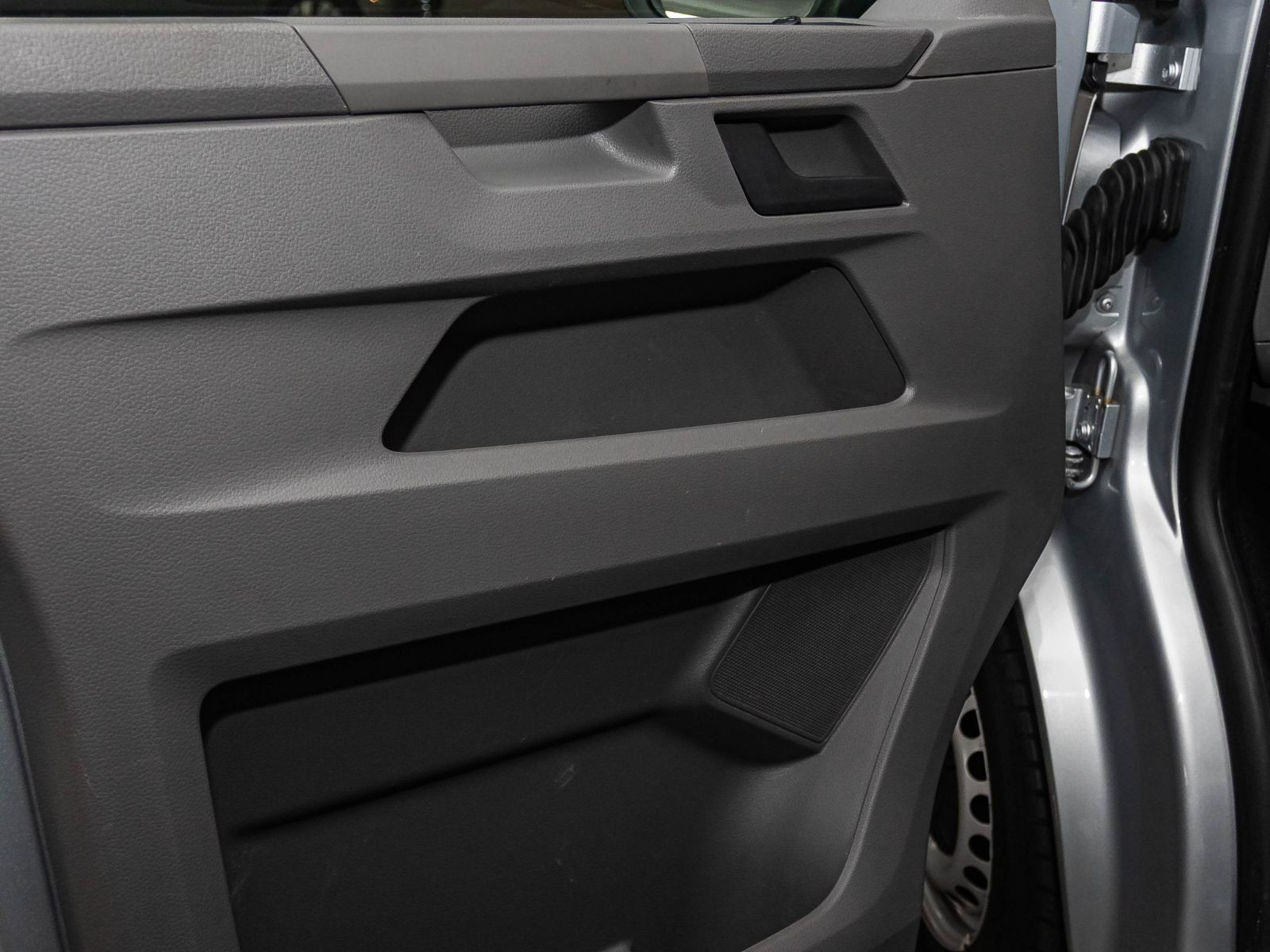 Volkswagen T6.1 Kasten langer Radstand EcoProfi, Klima, App-Connect