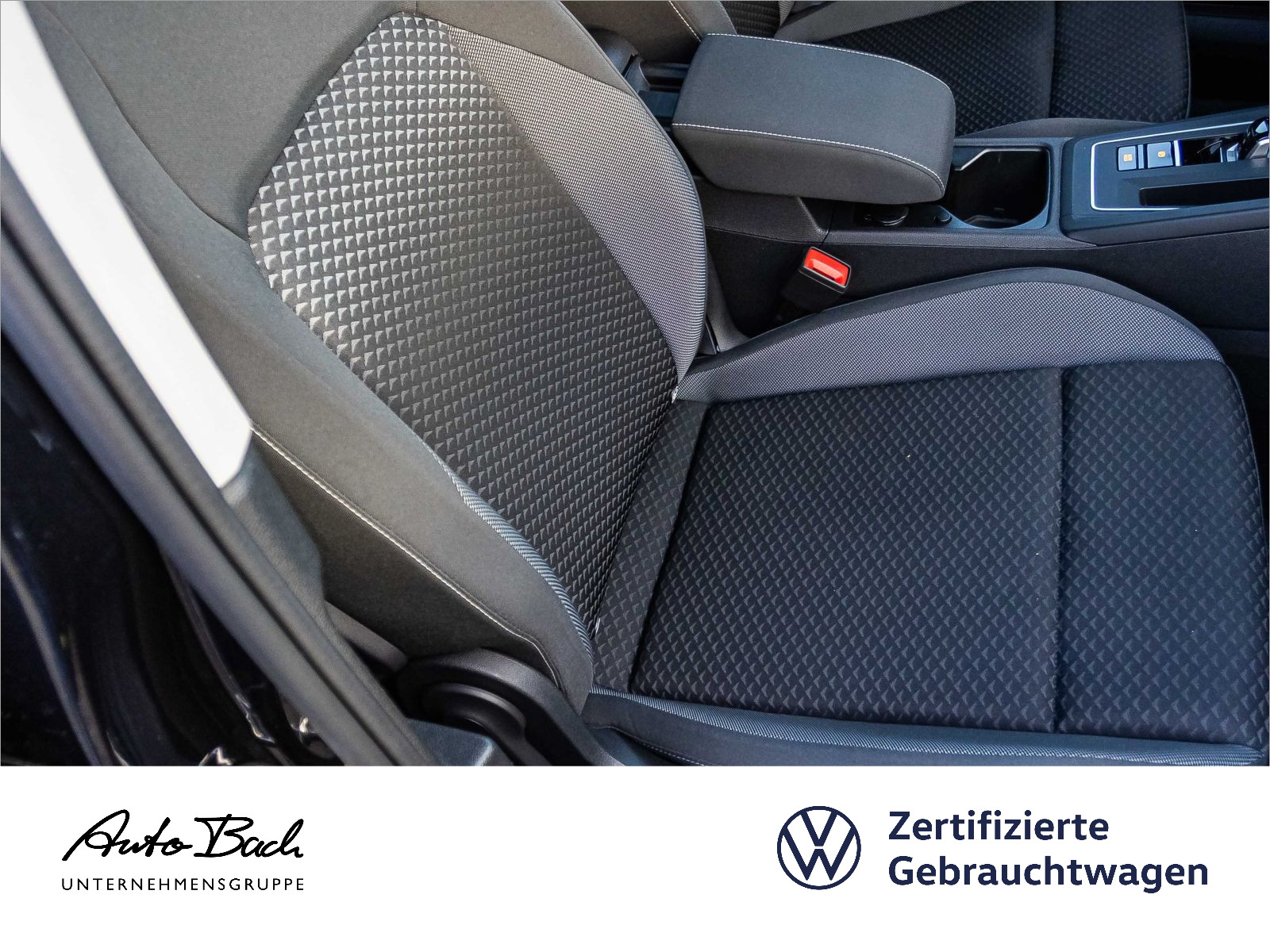 Volkswagen Golf VIII 2.0 TDI Active DSG Navi LED Digital Cockpit ACC EPH DAB