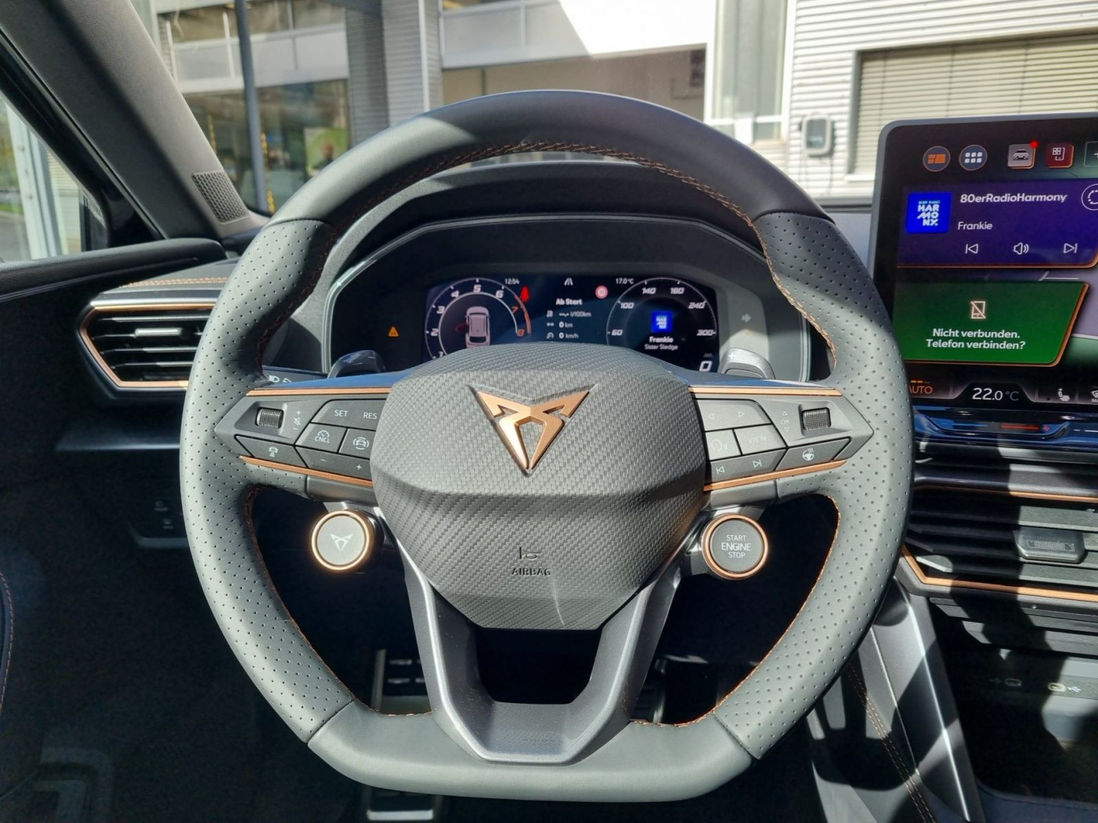 Cupra Leon Sportstourer VZ 2.0TSI 4x4 DSG Navi LED ACC