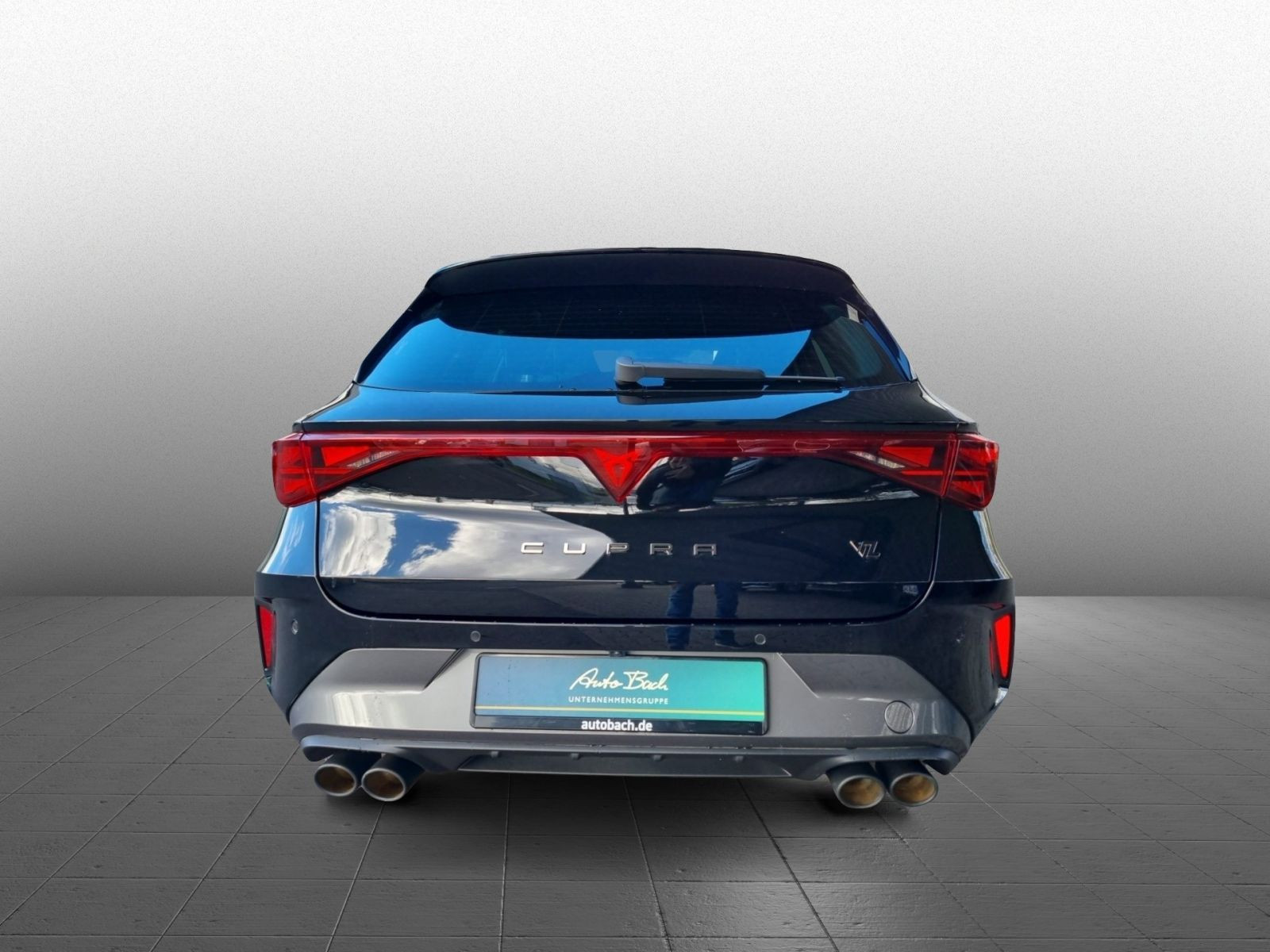 Cupra Leon Sportstourer VZ 2.0TSI 4x4 DSG Navi LED ACC