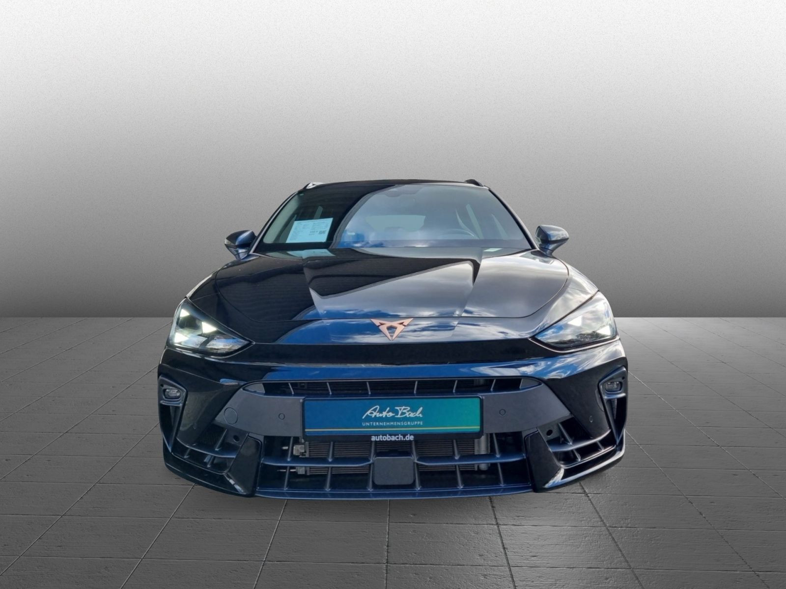 Cupra Leon Sportstourer VZ 2.0TSI 4x4 DSG Navi LED ACC