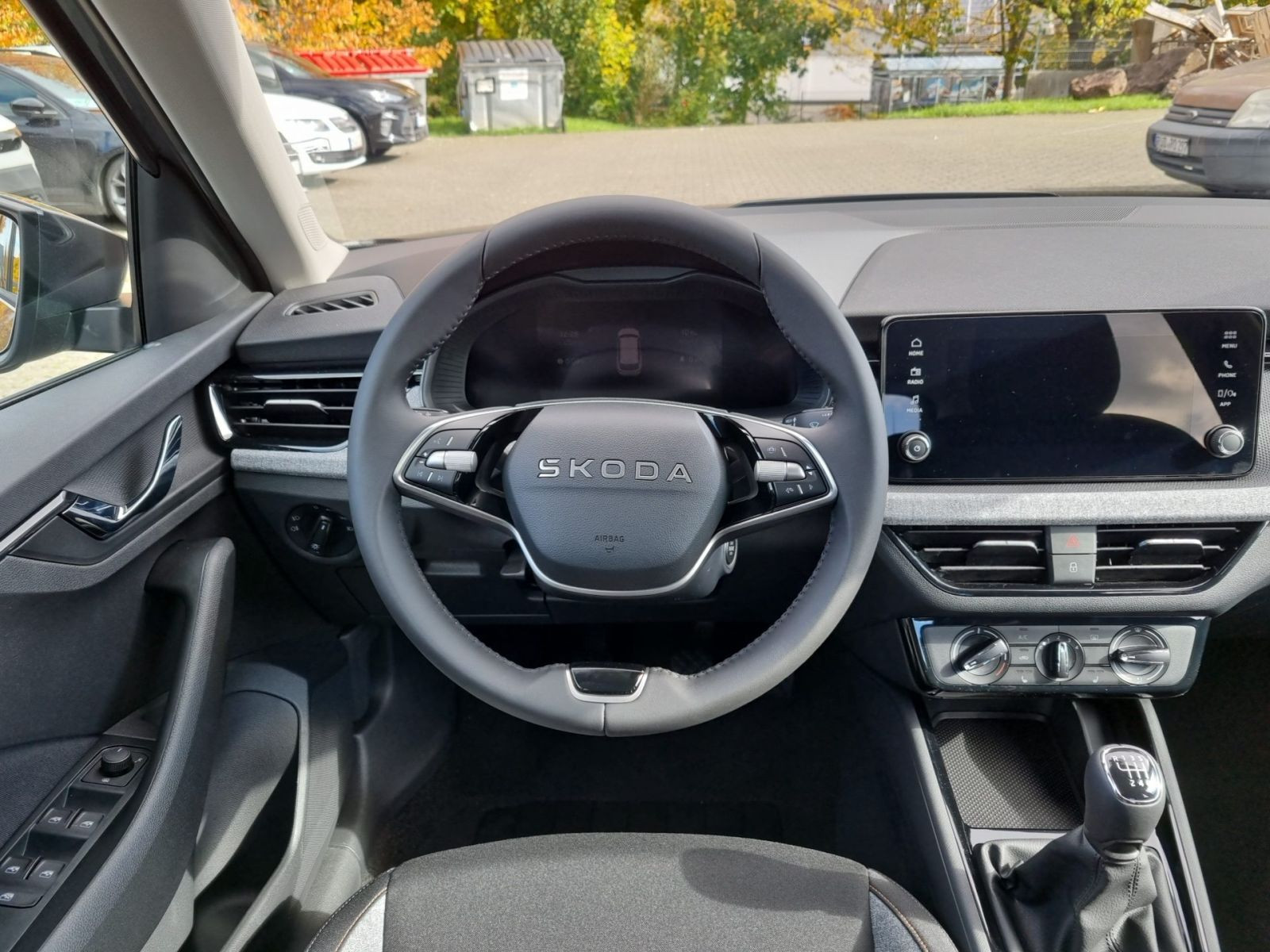 Skoda Kamiq 1.0TSI Selection 130 Jahre LED CarPlay GRA