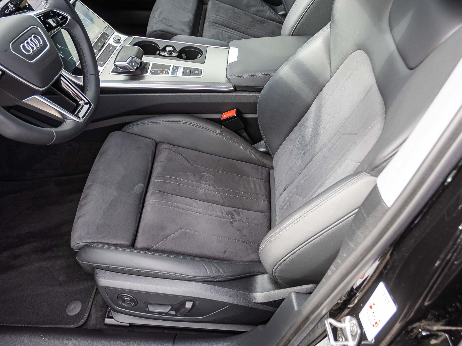 Audi A6 Avant Sport 50TDI qu tiptronic Navi LED Standhzg B&O ACC