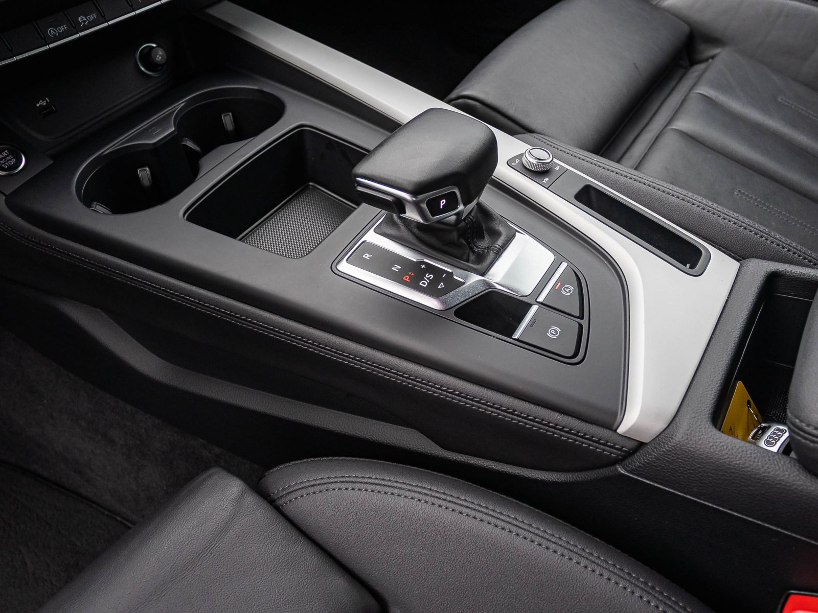 Audi A4 Avant 35TDI Stronic Navi LED HuD ACC EPH